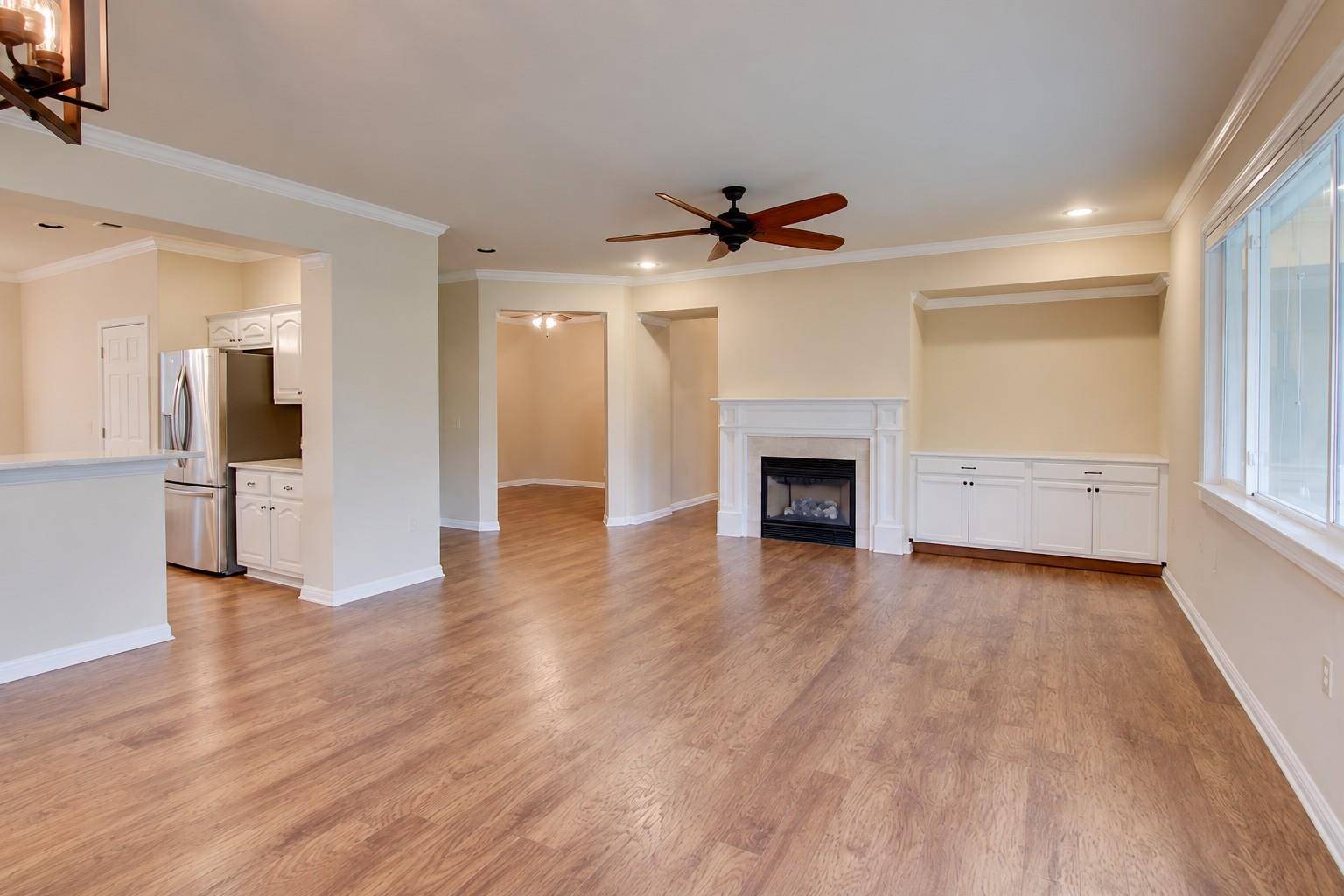 114 Dandelion DR, Georgetown, TX 78633