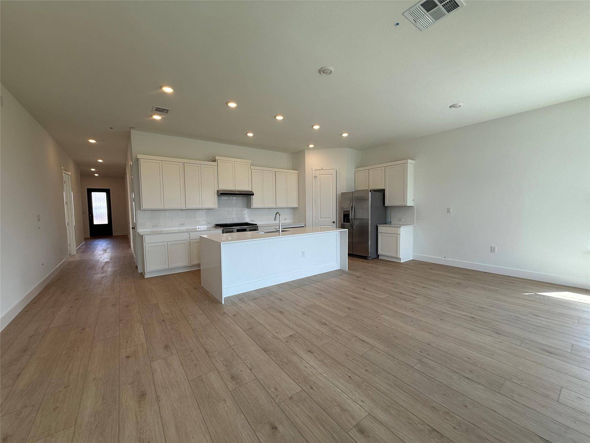 507 Corniche CIR, Hutto, TX 78634
