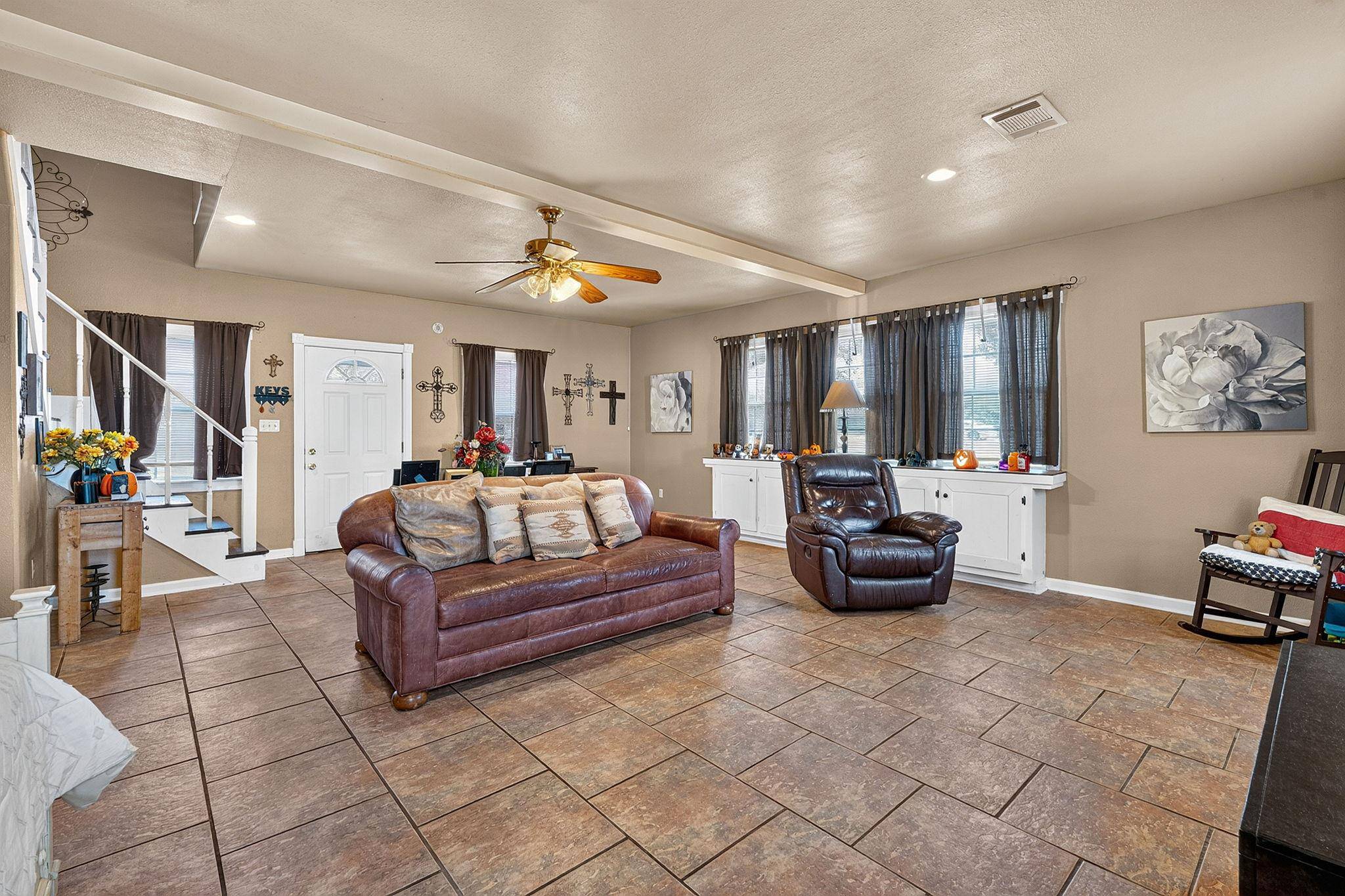 172 Heritage Oaks DR, Cedar Creek, TX 78612