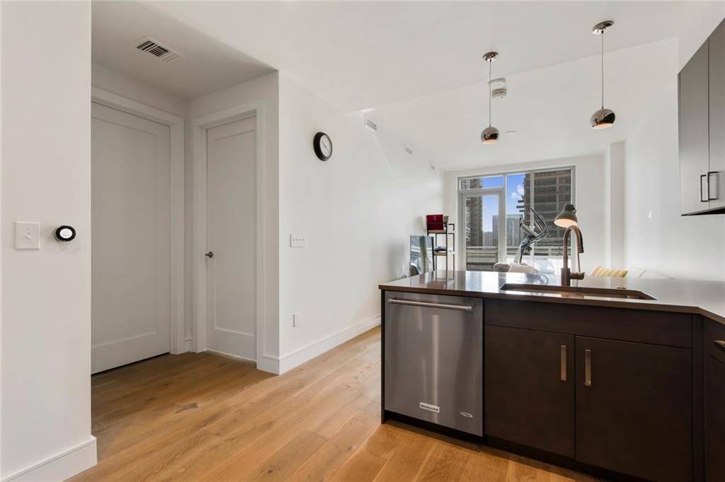 222 West Ave #2111, Austin, TX 78701