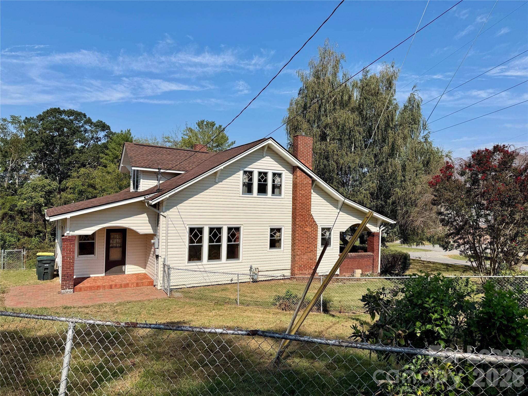 16 Elk Mountain RD, Asheville, NC 28804