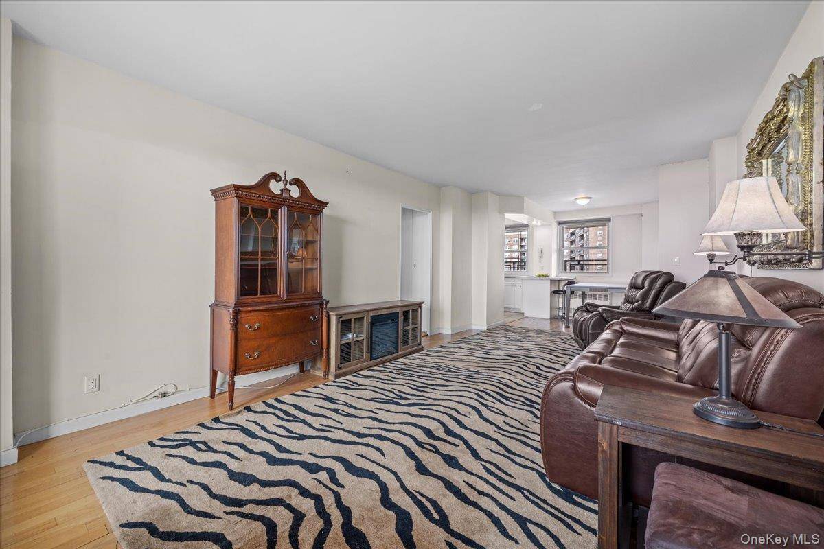 5700 Arlington AVE #20S, Bronx, NY 10471