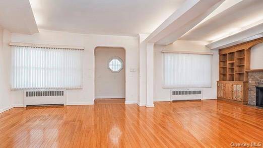 80-07 215th ST, Hollis Hills, NY 11427