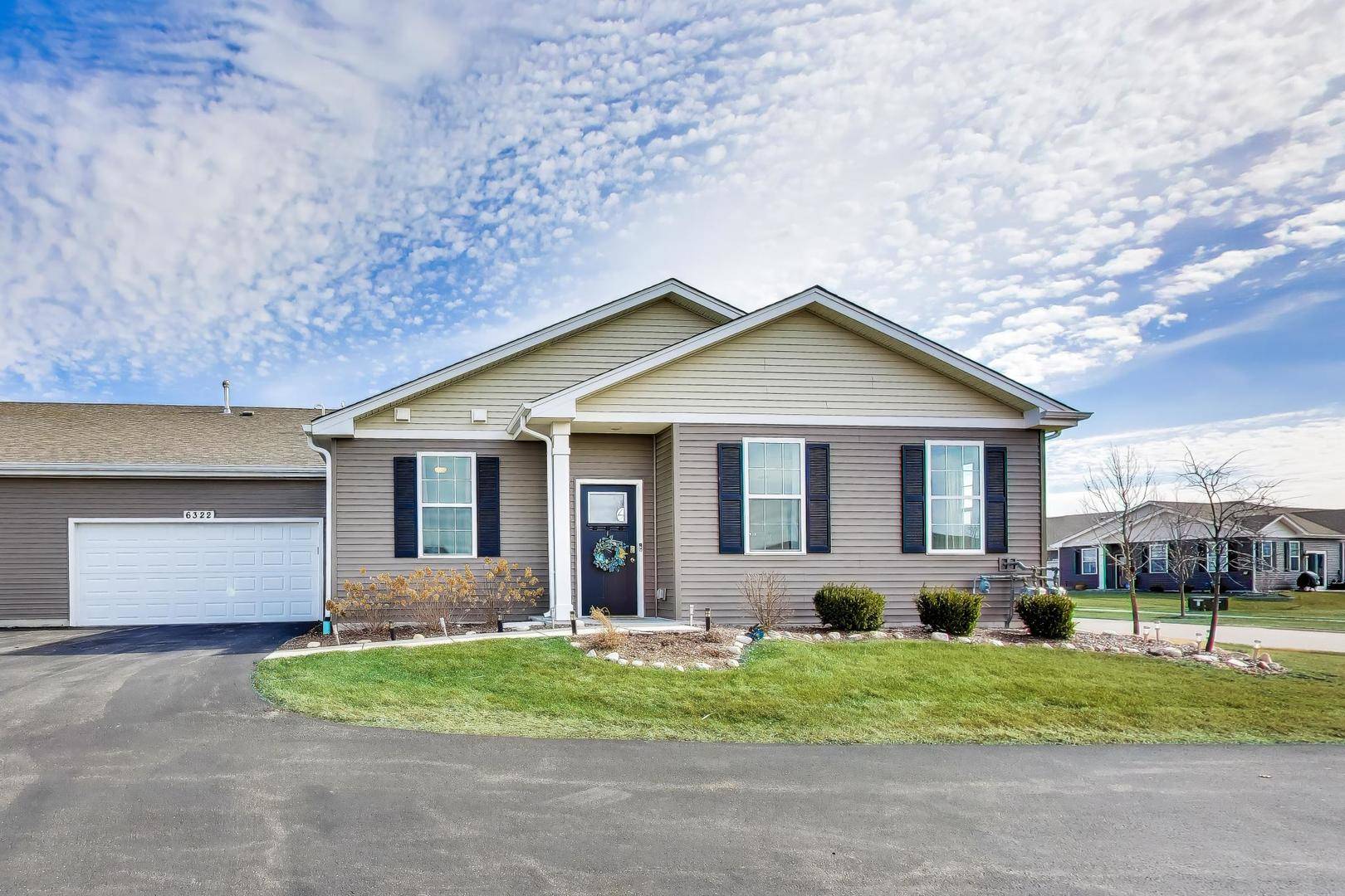 6322 Maple Glen DR, Wonder Lake, IL 60097