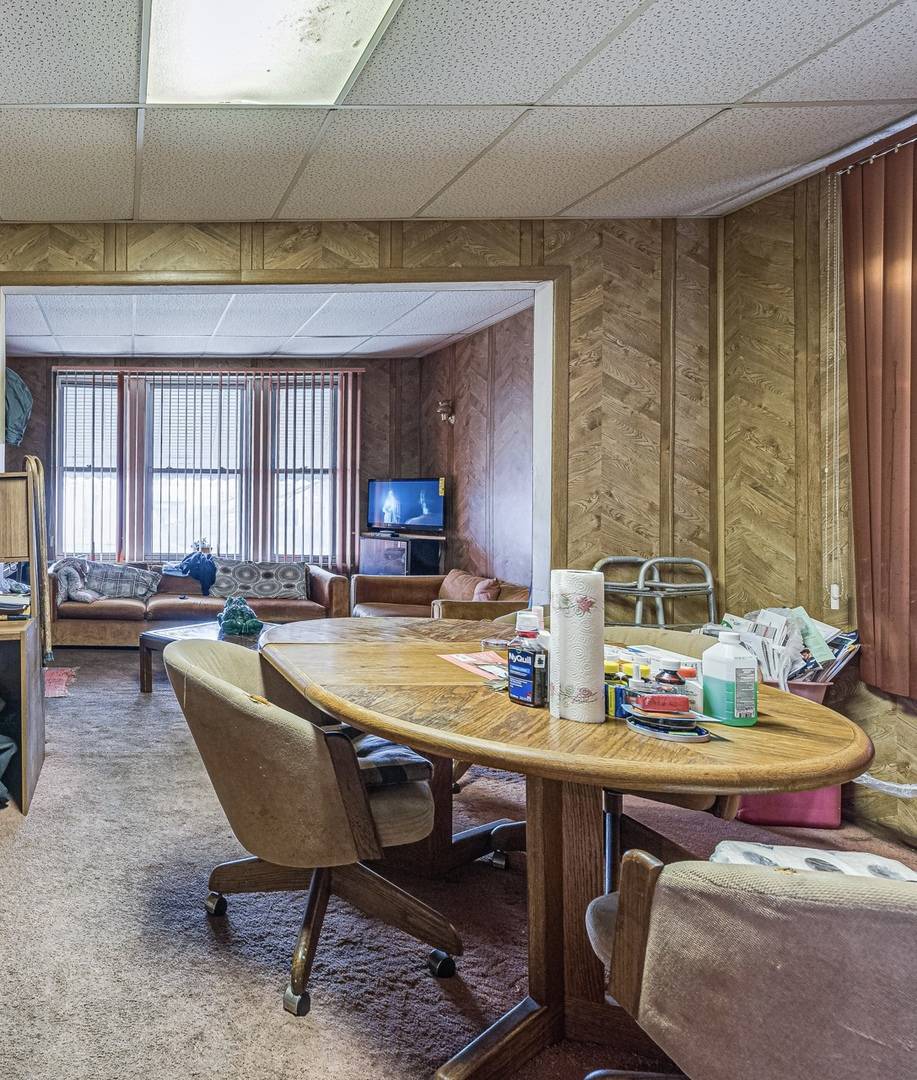 7045 S Wabash AVE, Chicago, IL 60637