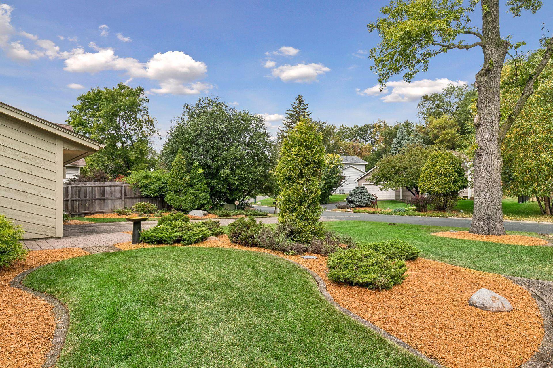 15549 Michele LN, Eden Prairie, MN 55346