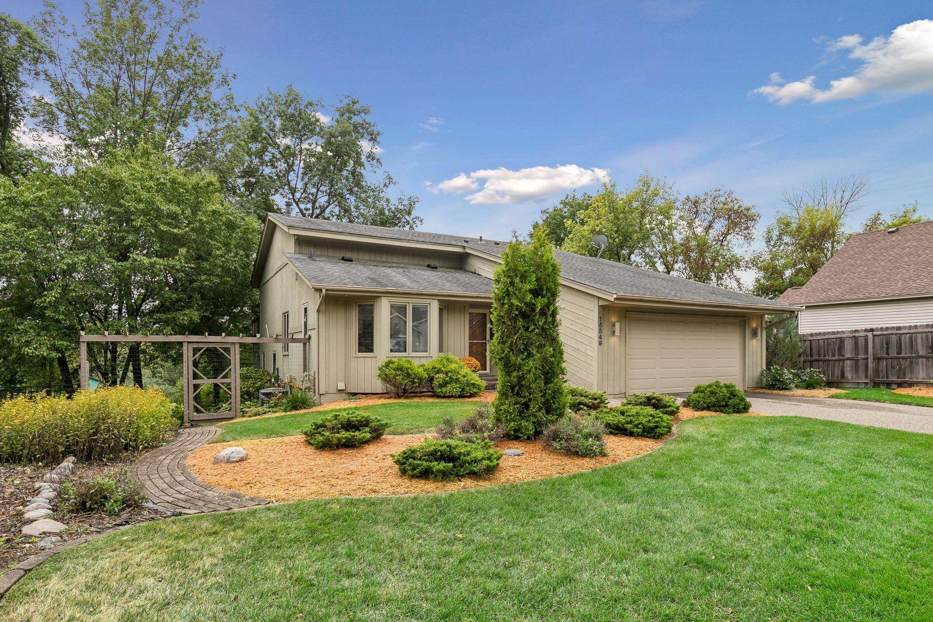 15549 Michele LN, Eden Prairie, MN 55346