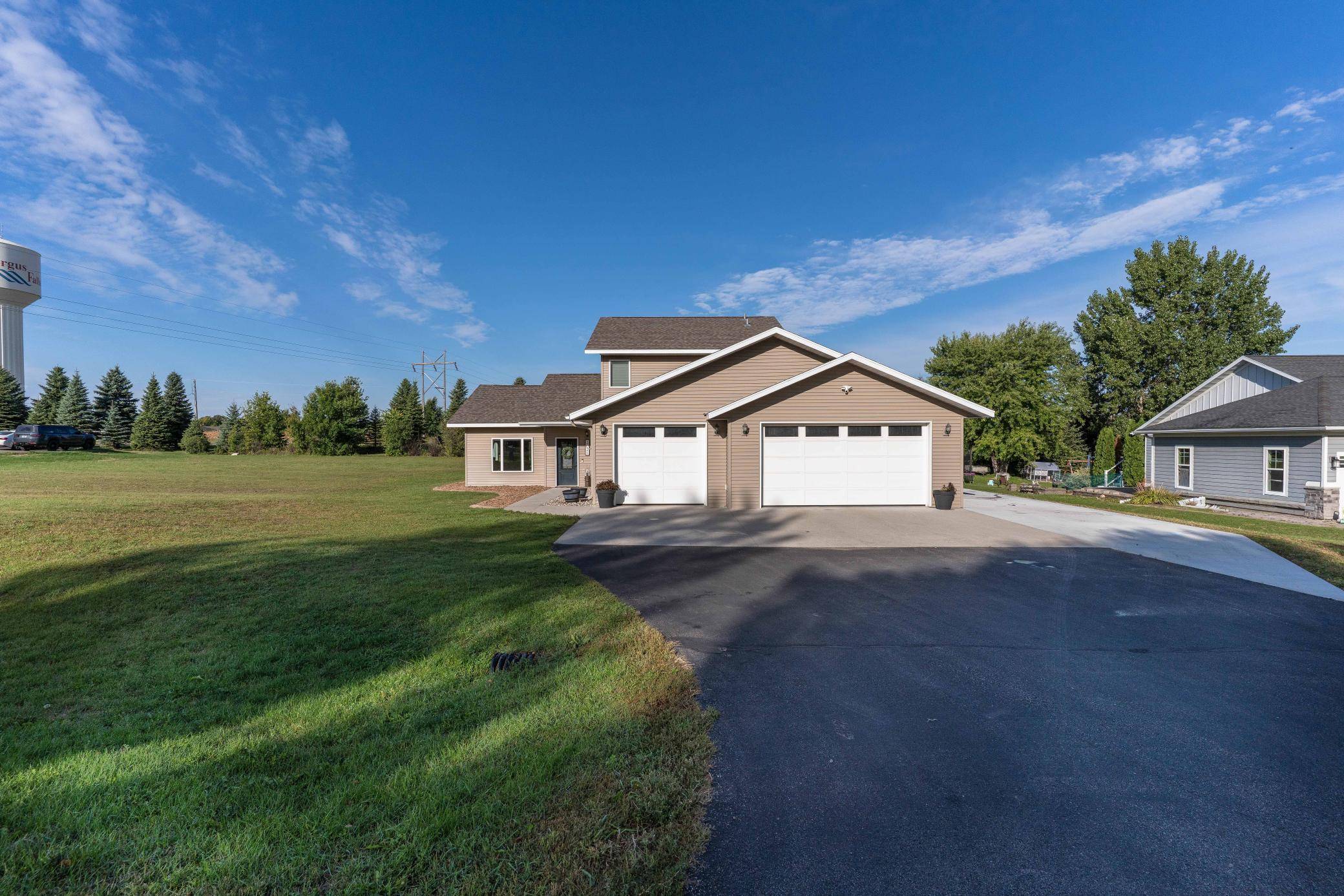 2021 Tower View RD, Fergus Falls, MN 56537
