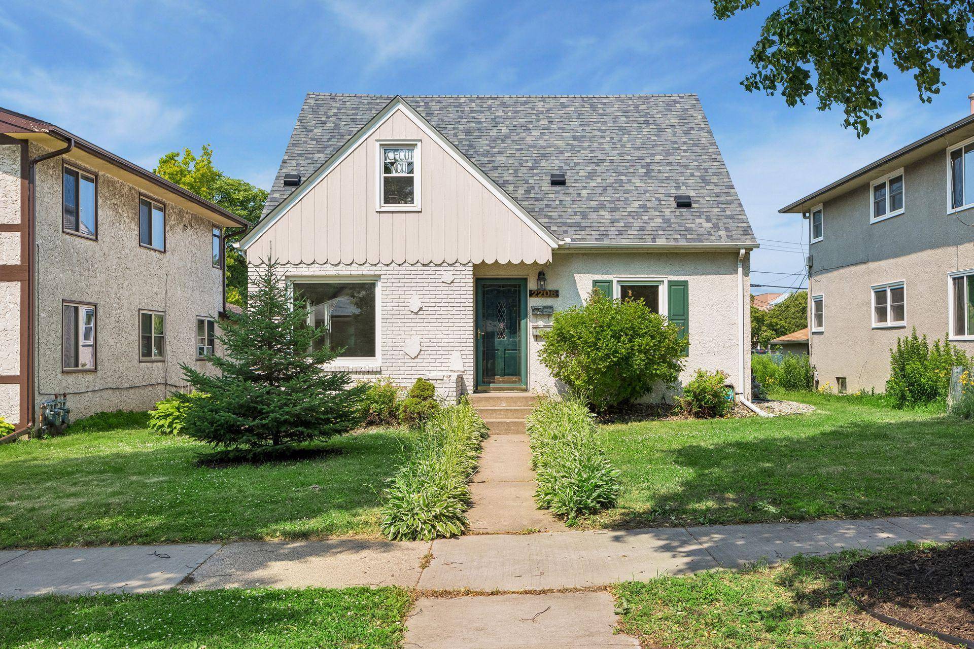 2206 Arthur ST NE, Minneapolis, MN 55418