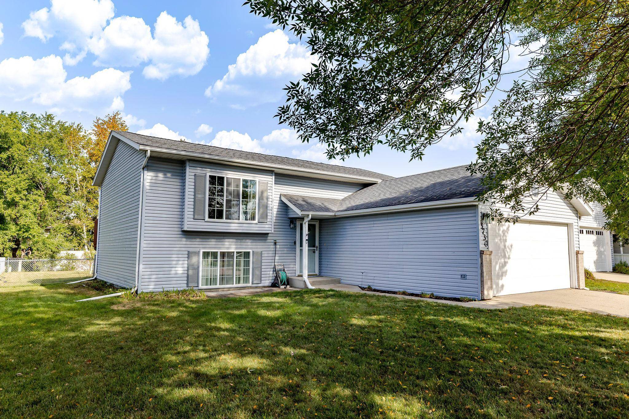 3730 Village Green CIR, Moorhead, MN 56560