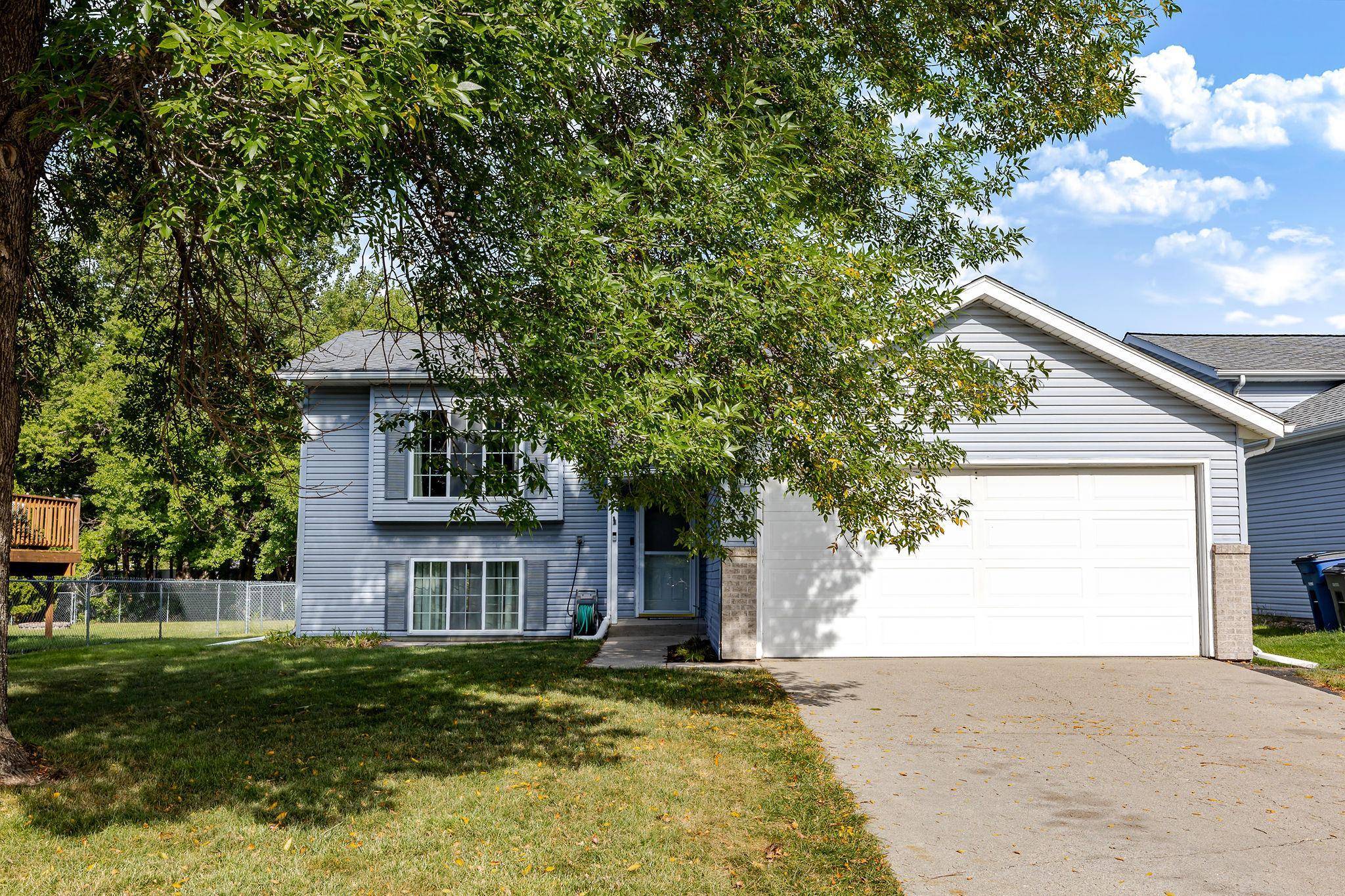 3730 Village Green CIR, Moorhead, MN 56560