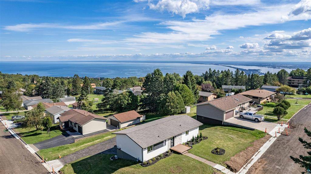 1634 Cliff AVE, Duluth, MN 55811