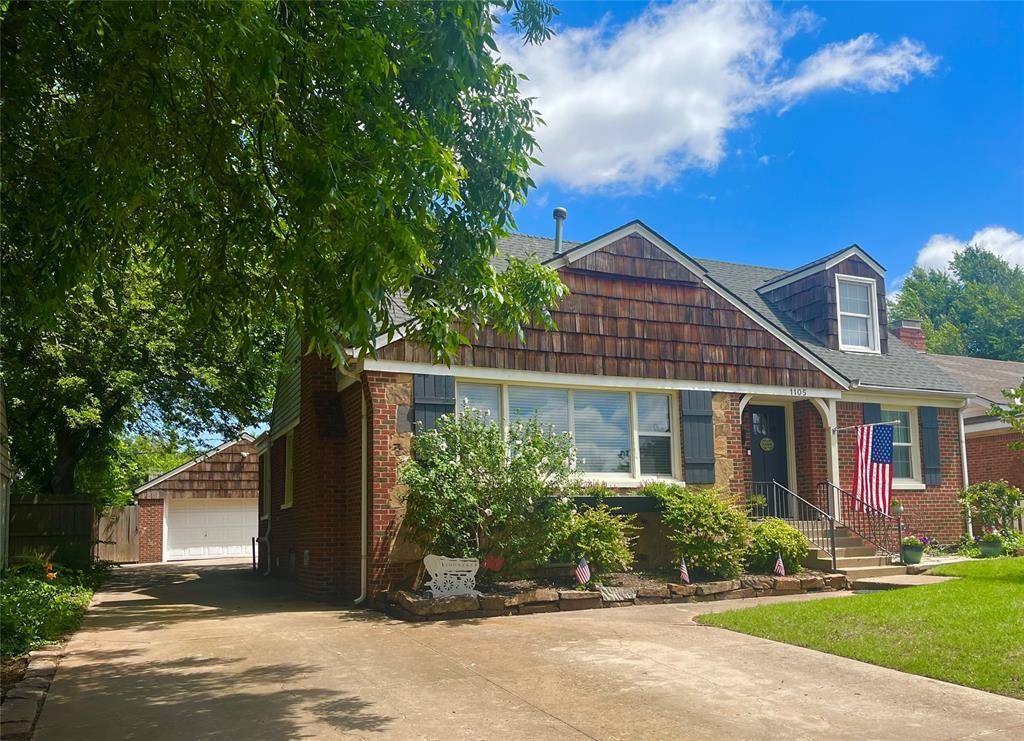 1105 Belford AVE, Nichols Hills, OK 73116