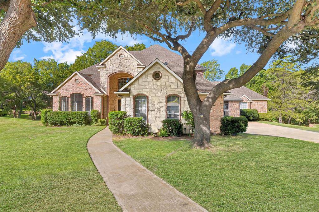 902 Glen Meadow Court, Garland, TX 75044