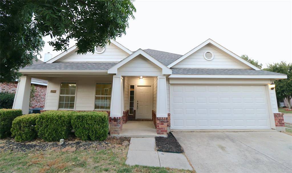 1000 Warbler Lane, Aubrey, TX 76227