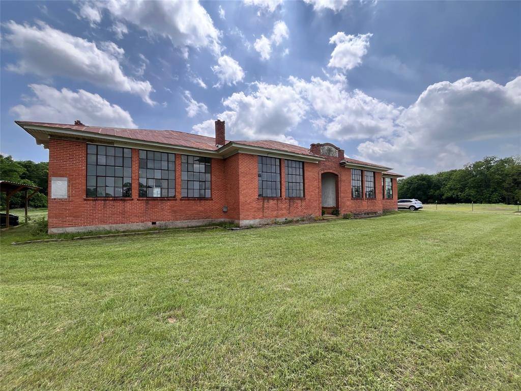3673 FM 103, Nocona, TX 76255