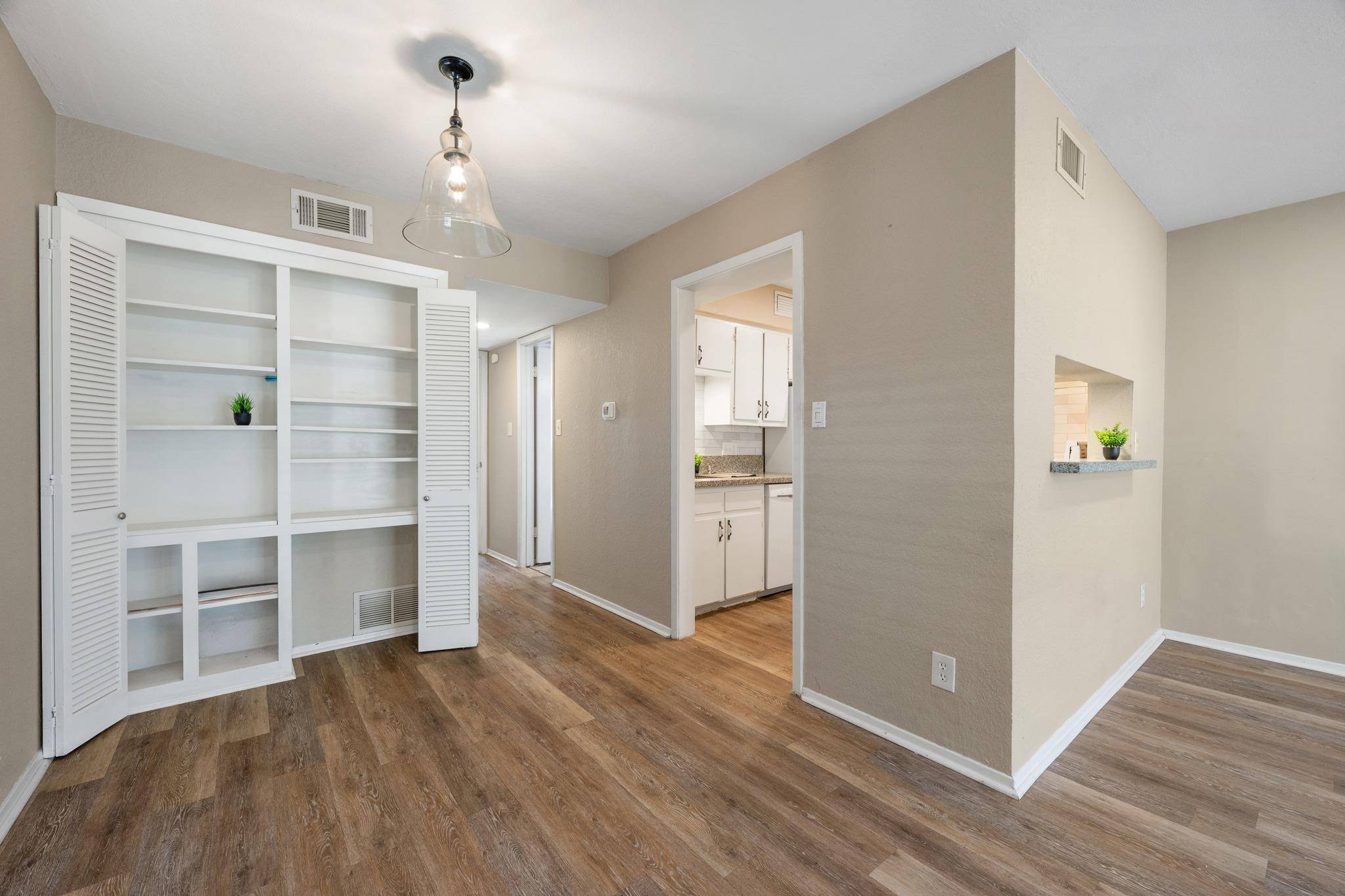 2425 Ashdale DR #29, Austin, TX 78757