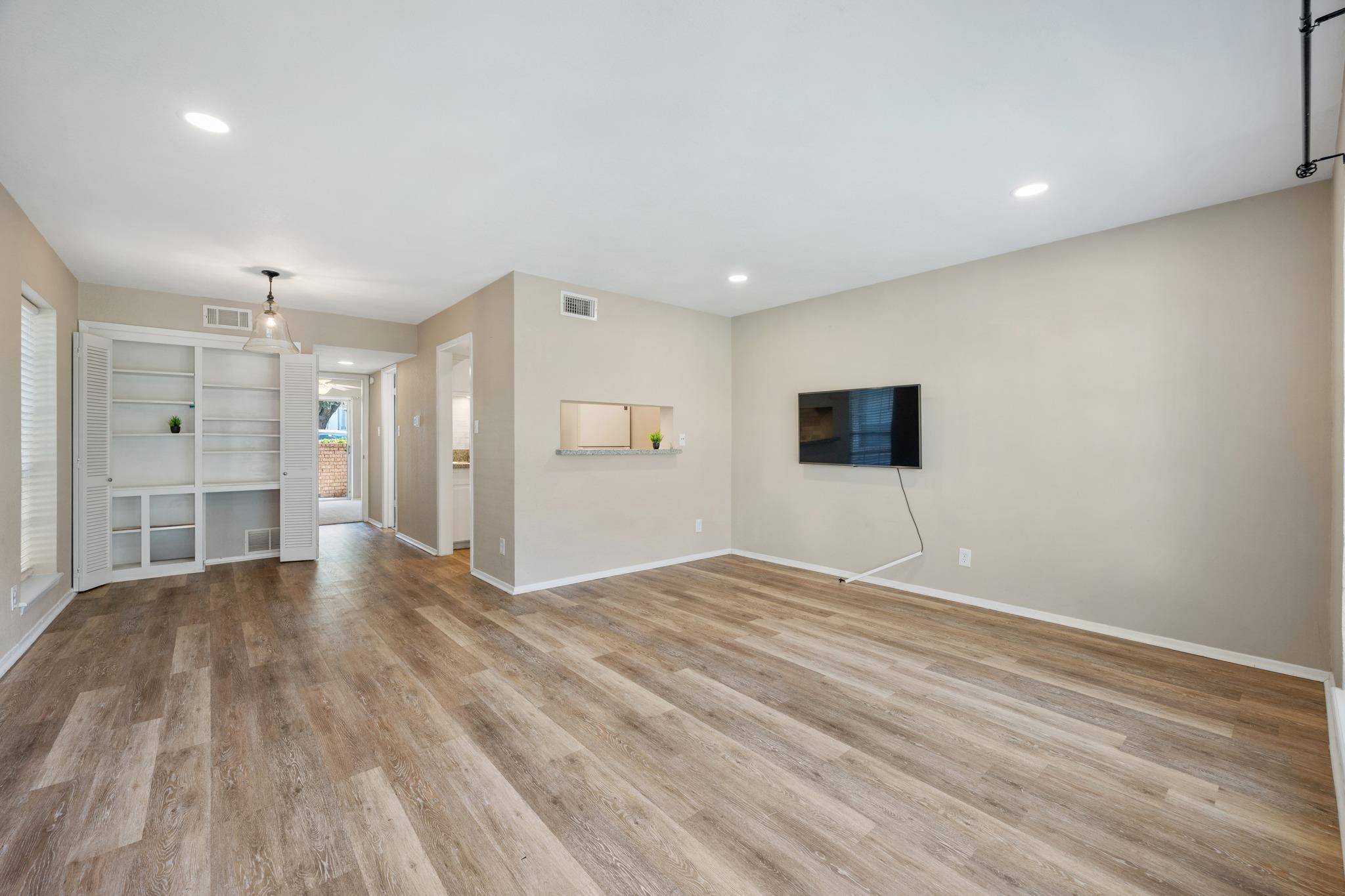 2425 Ashdale DR #29, Austin, TX 78757