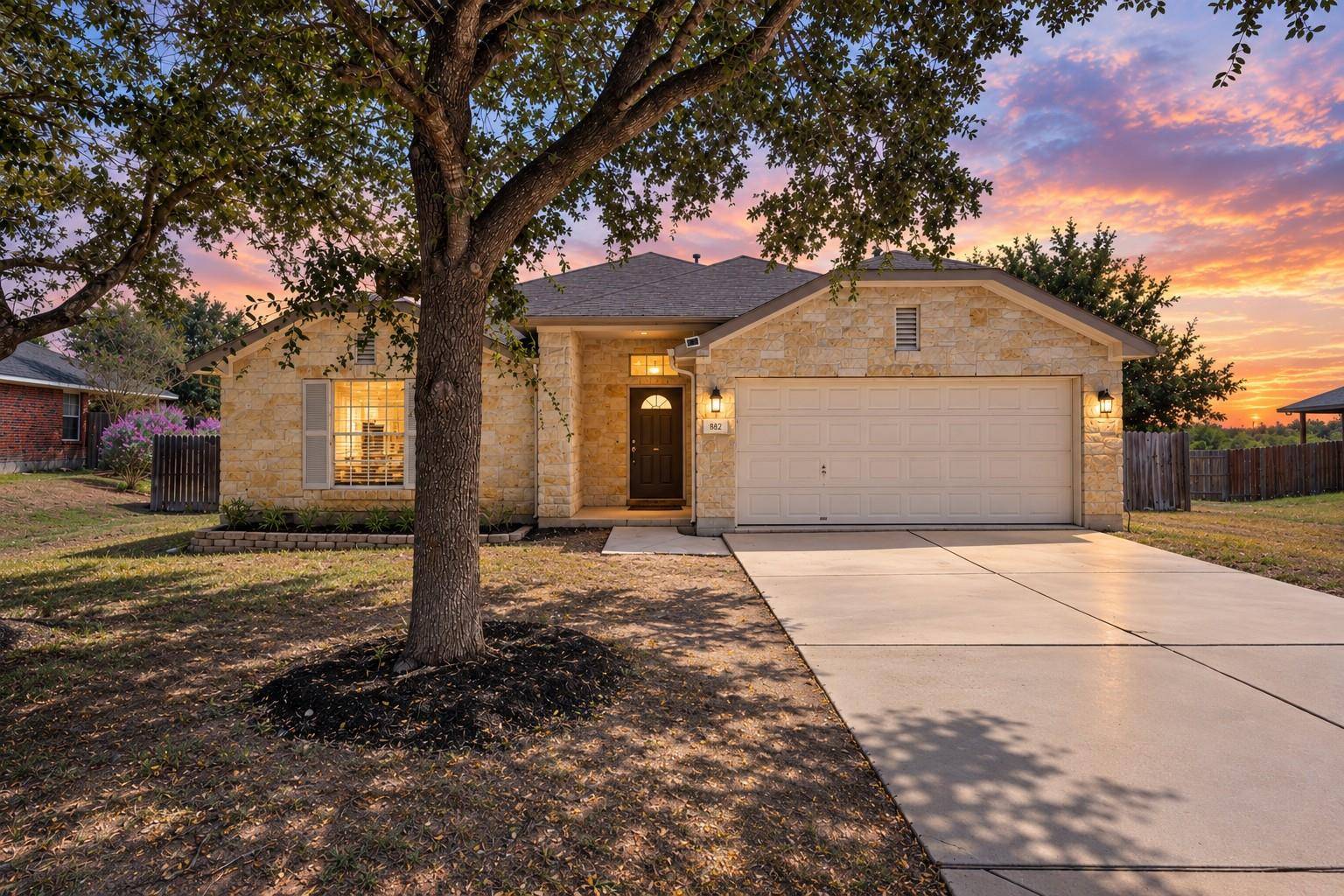 882 Shadow Creek BLVD, Buda, TX 78610