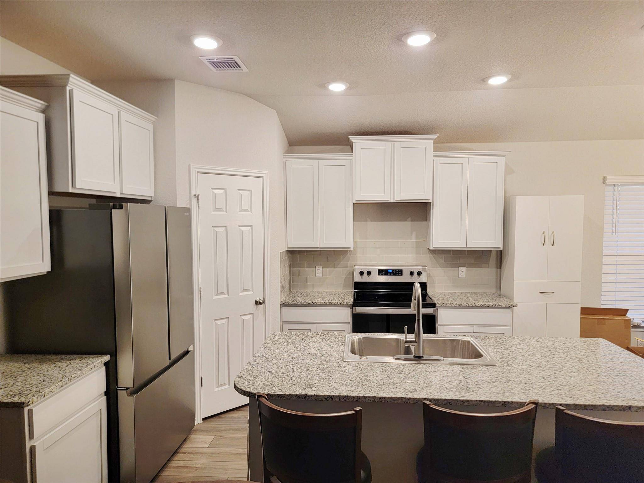 109 Akston CT, Jarrell, TX 76537