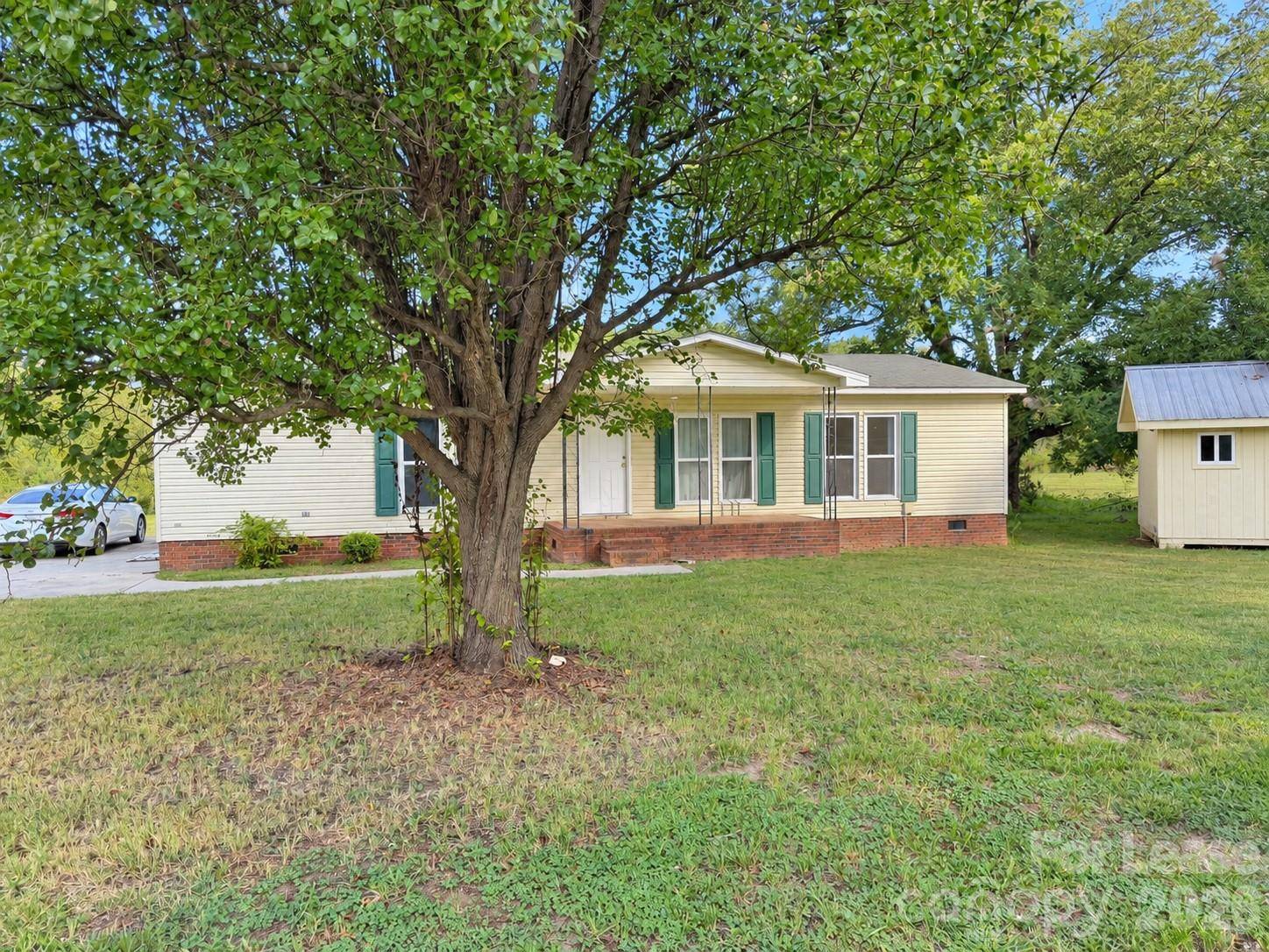 1330 Mecklenburg HWY, Mooresville, NC 28115
