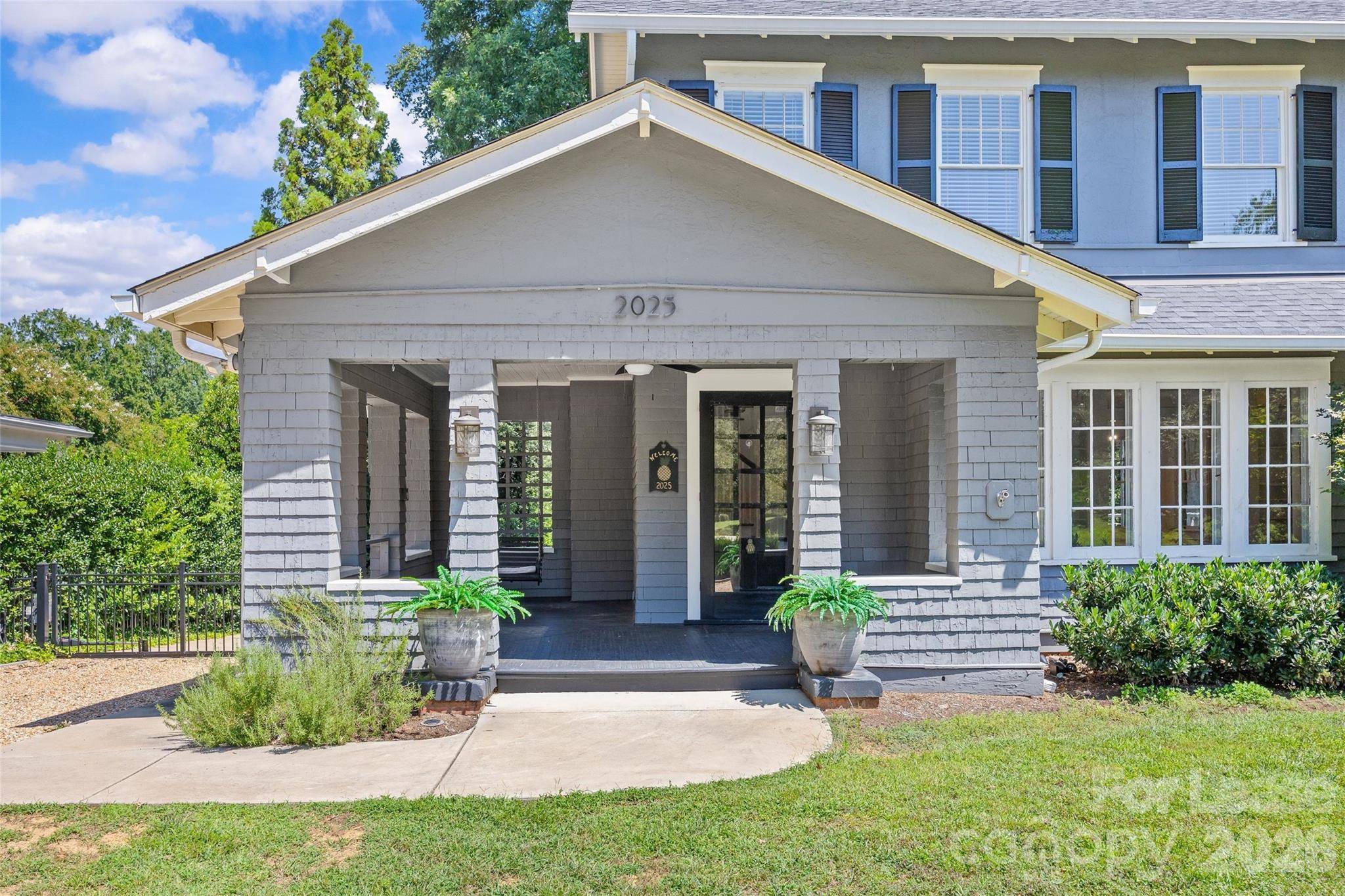 2025 Sharon RD, Charlotte, NC 28207
