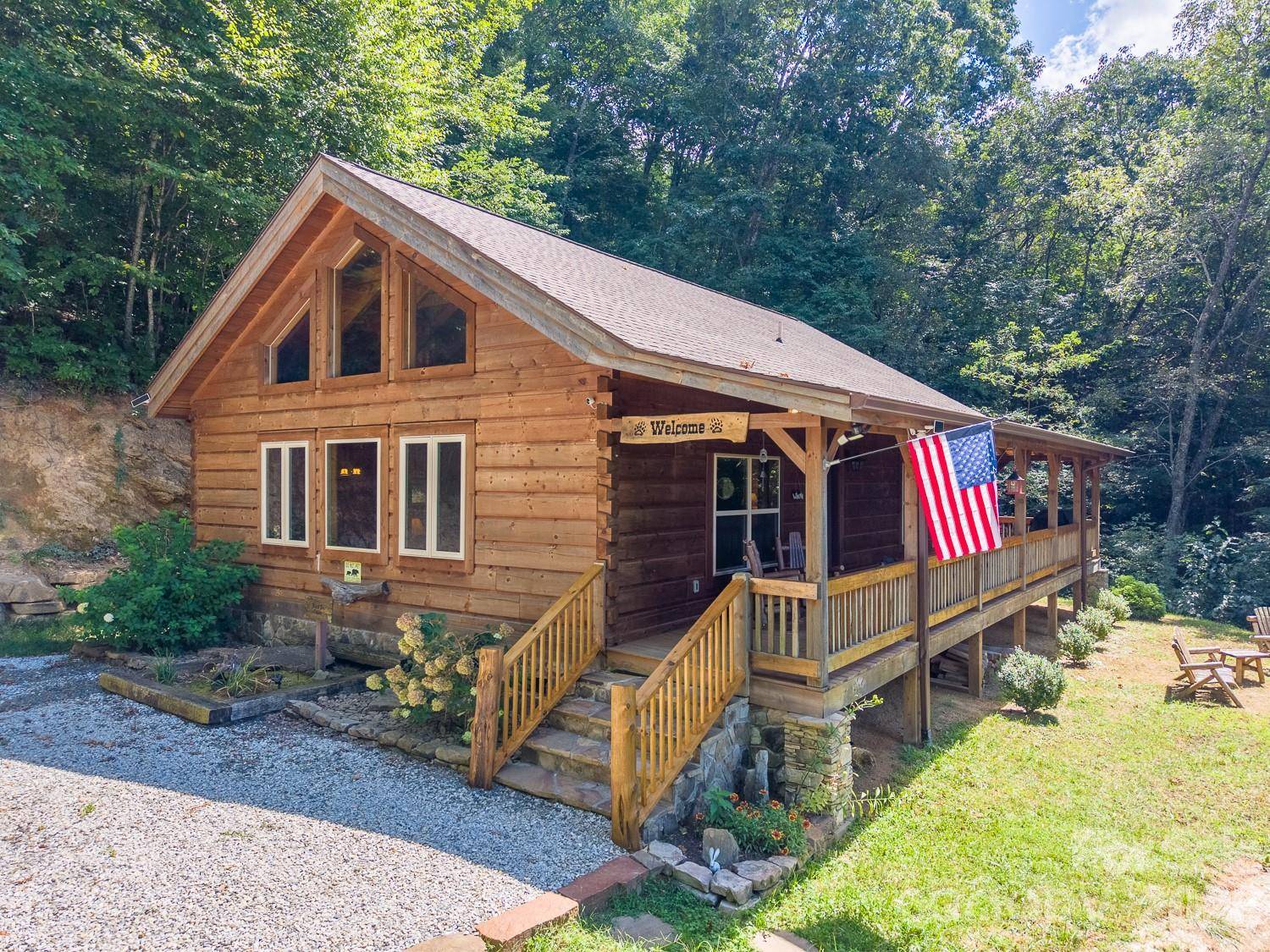 58 Indianola LN, Bryson City, NC 28713