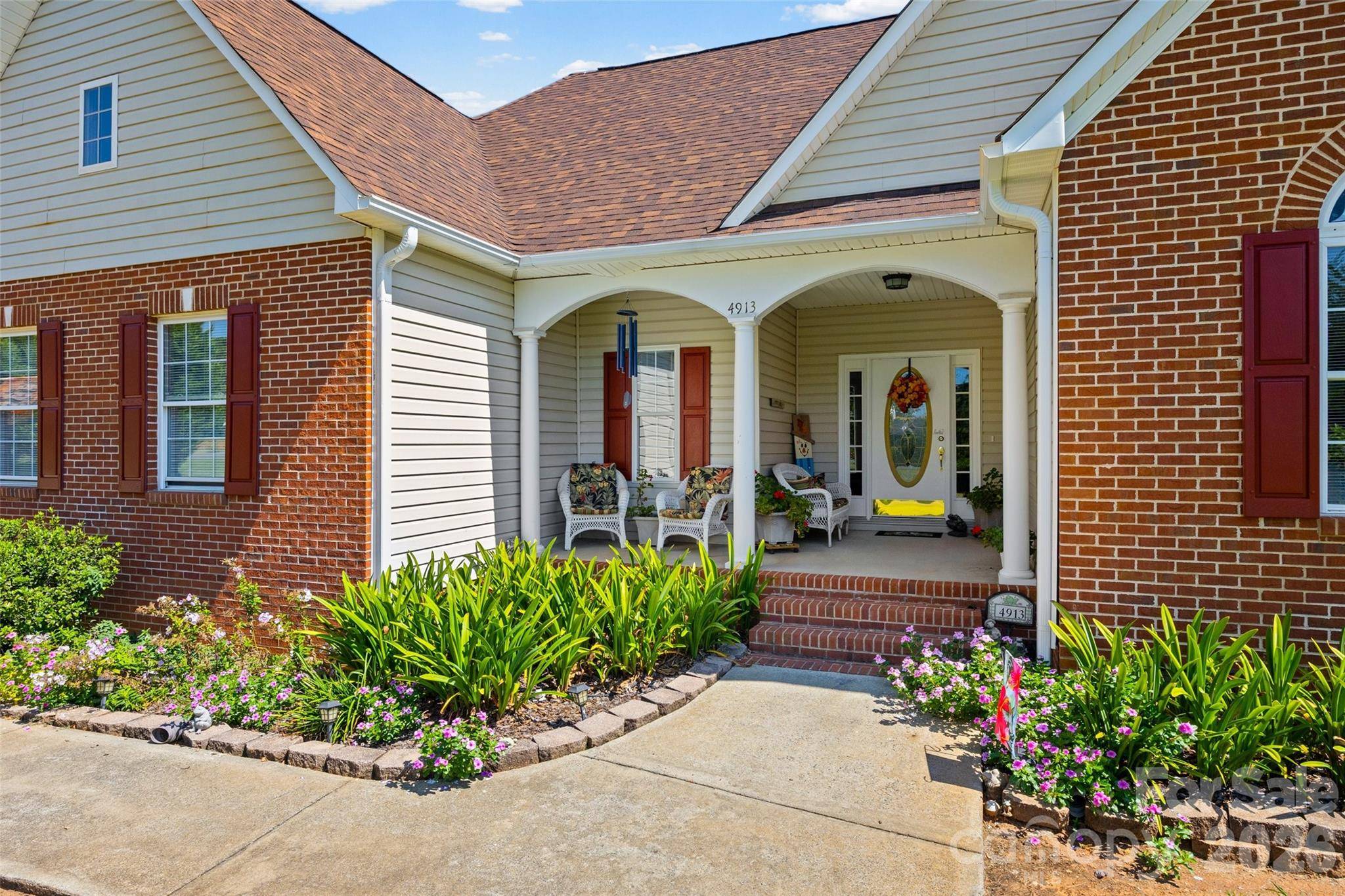 4913 Carillon CT, York, SC 29745