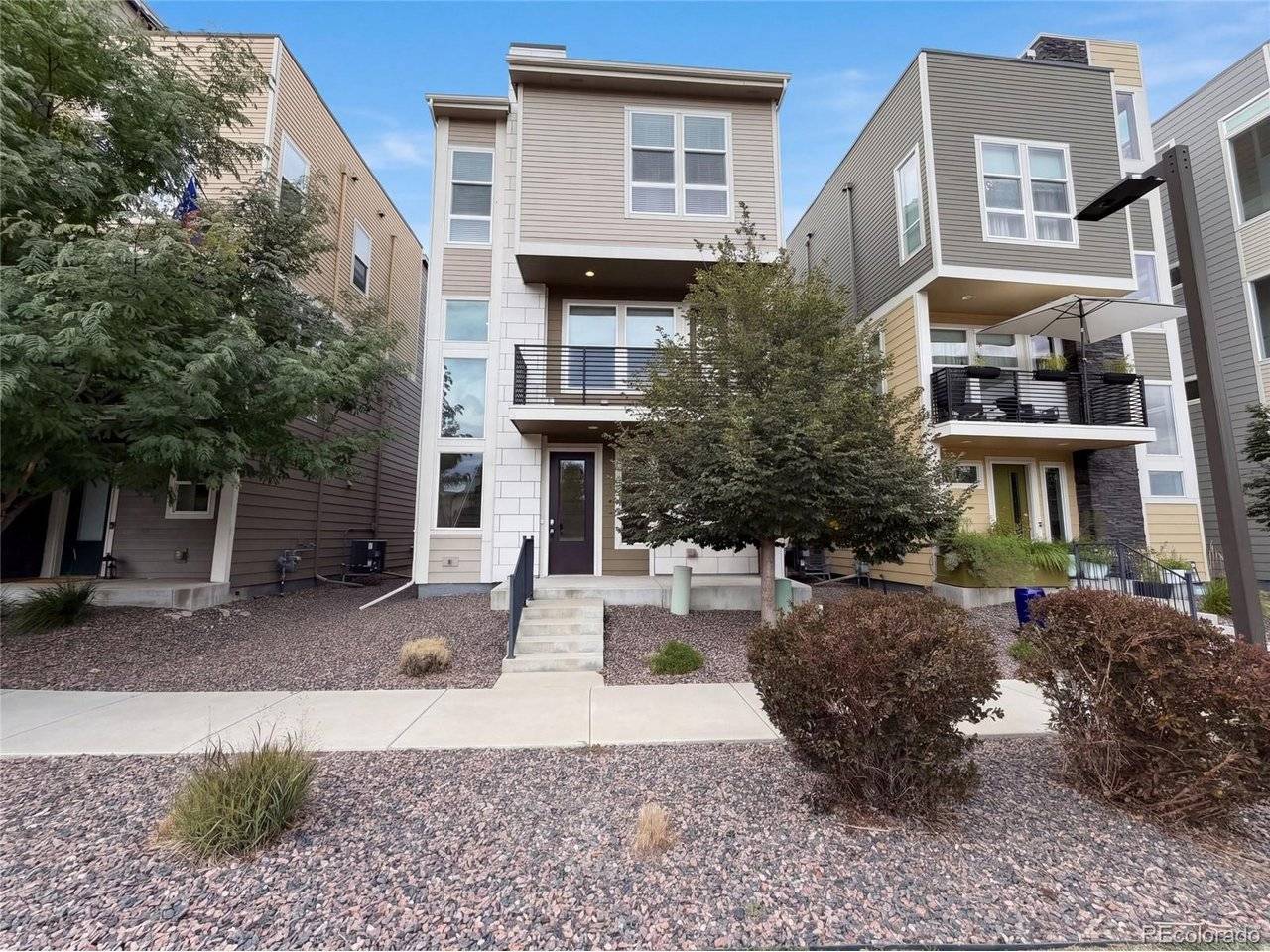 15738 E Broncos, Centennial, CO 80112