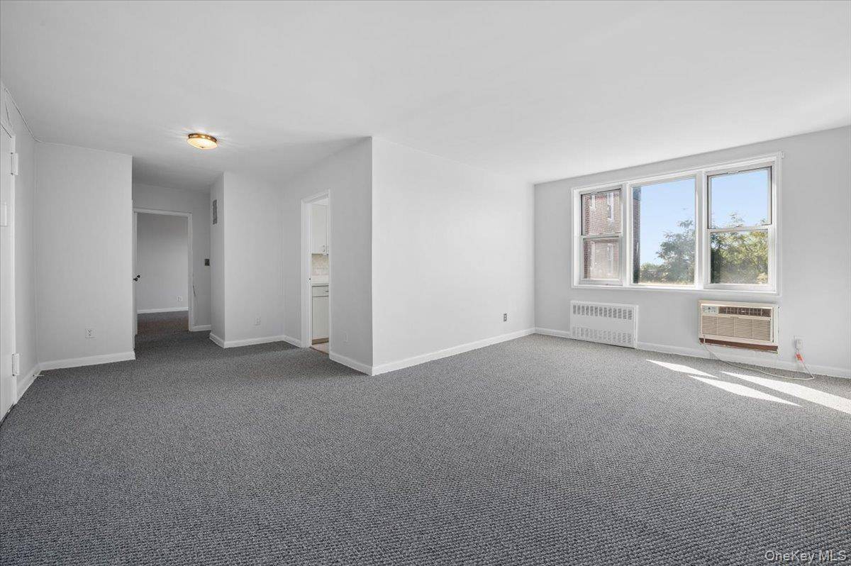 3 Sadore LN #6C, Yonkers, NY 10710