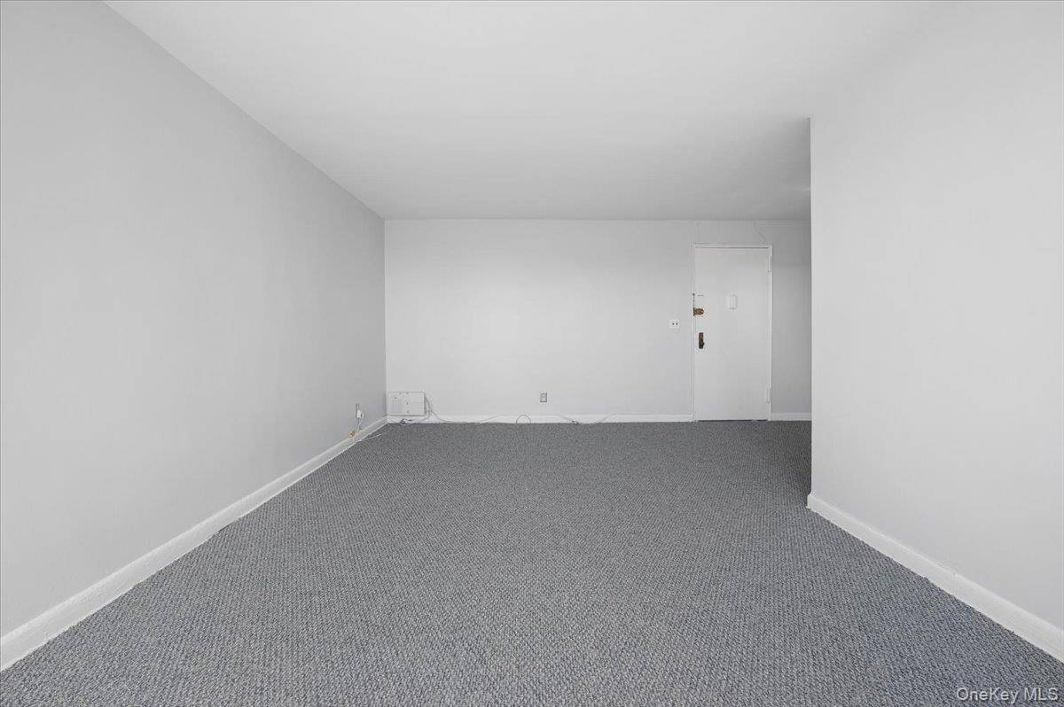3 Sadore LN #6C, Yonkers, NY 10710