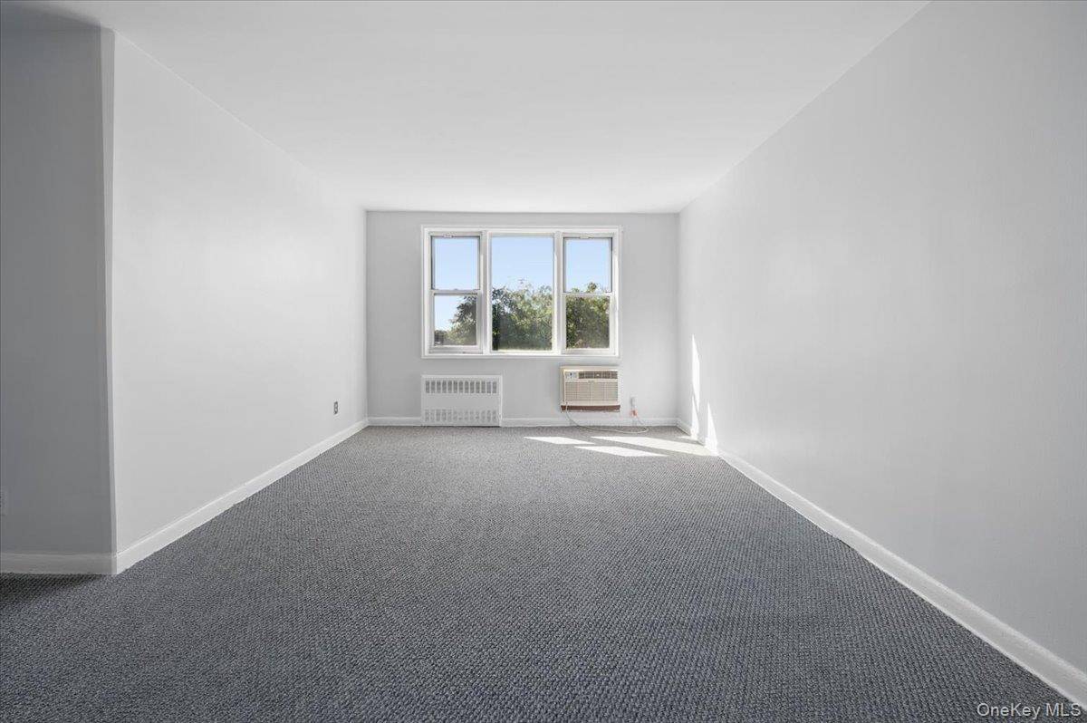 3 Sadore LN #6C, Yonkers, NY 10710