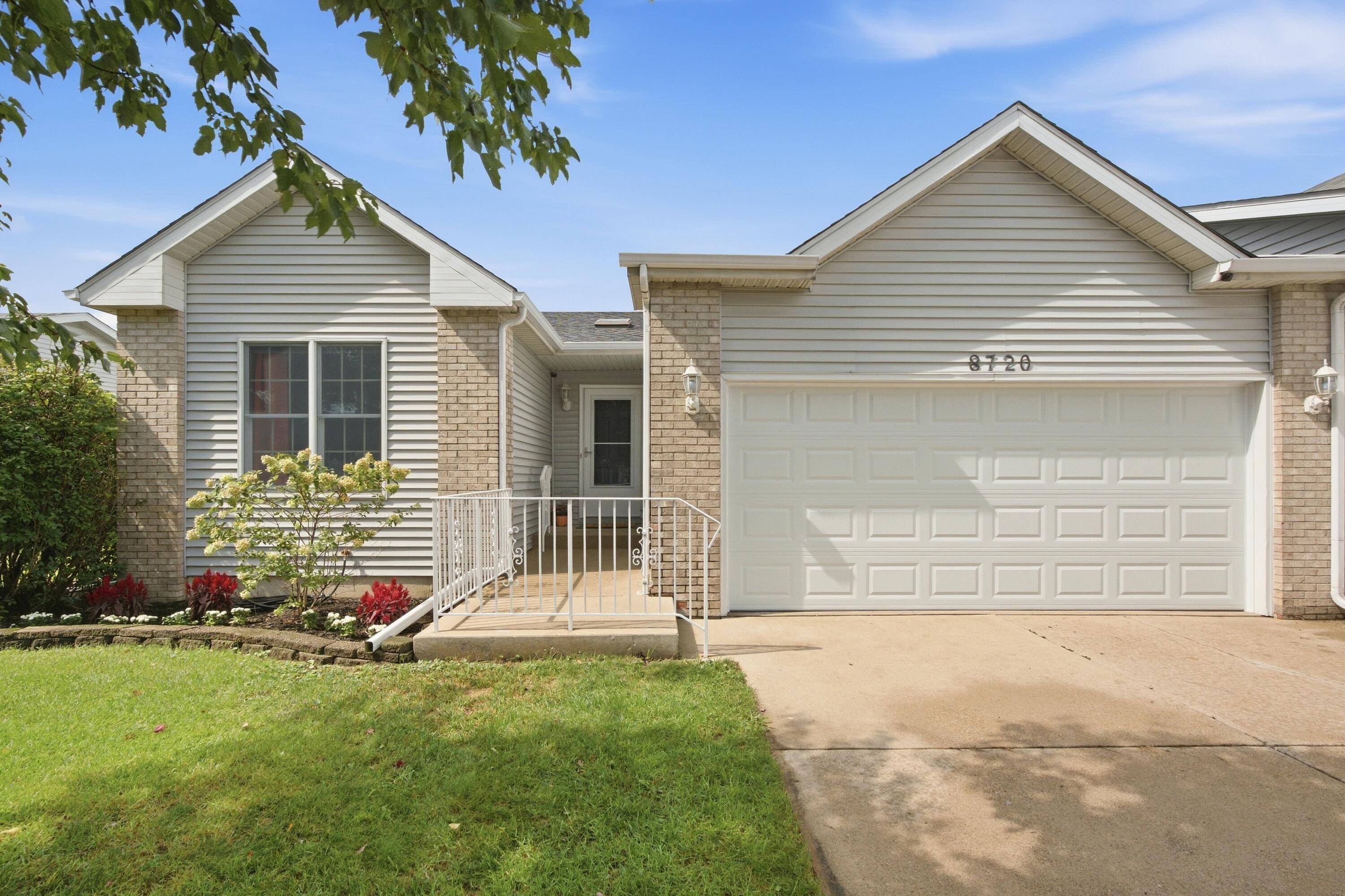 8720 Jackson Street, Merrillville, IN 46410