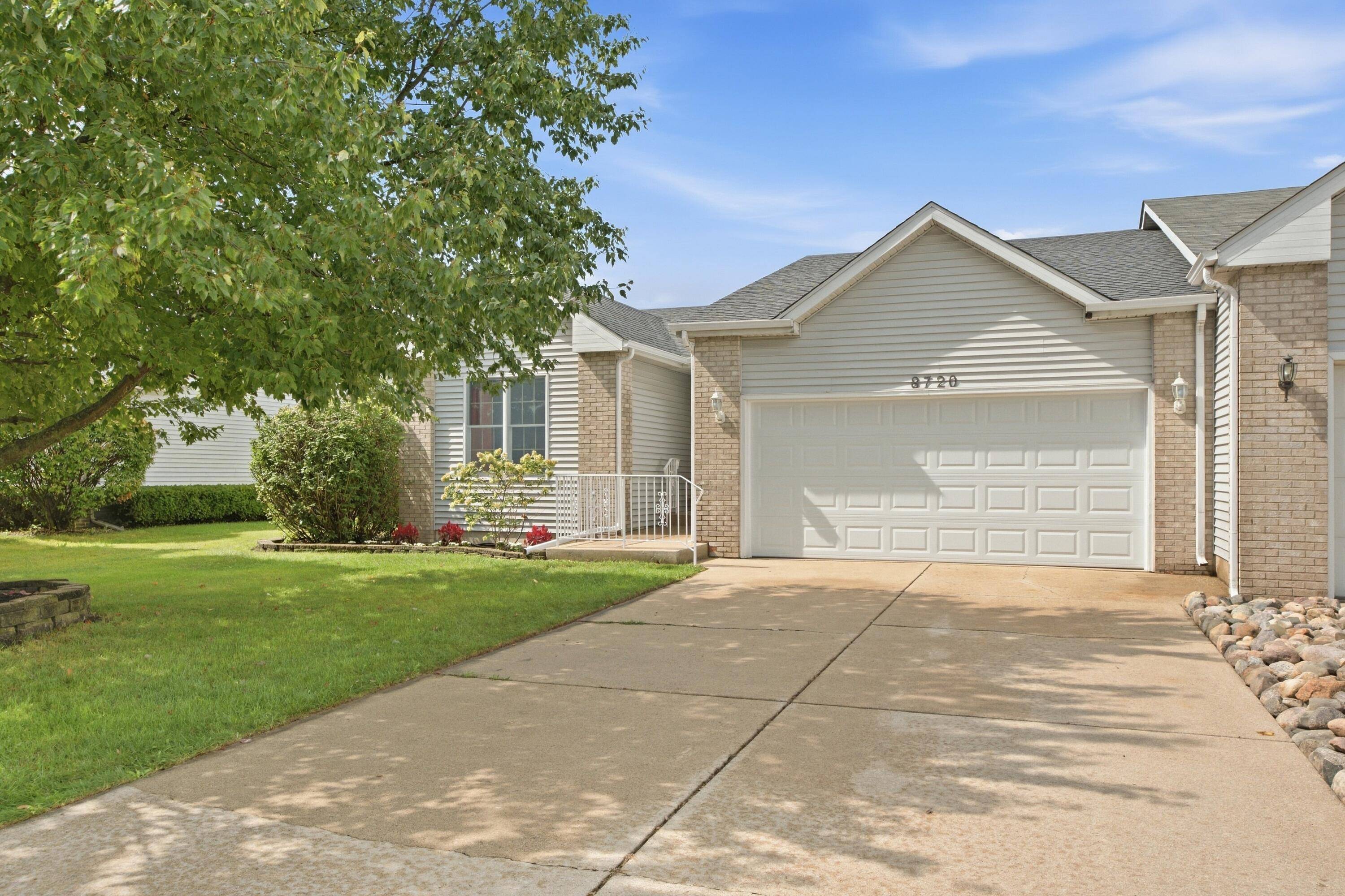 8720 Jackson Street, Merrillville, IN 46410