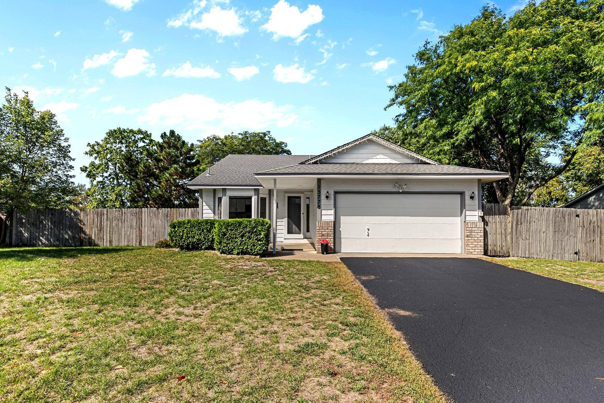 13778 Swallow ST NW, Andover, MN 55304