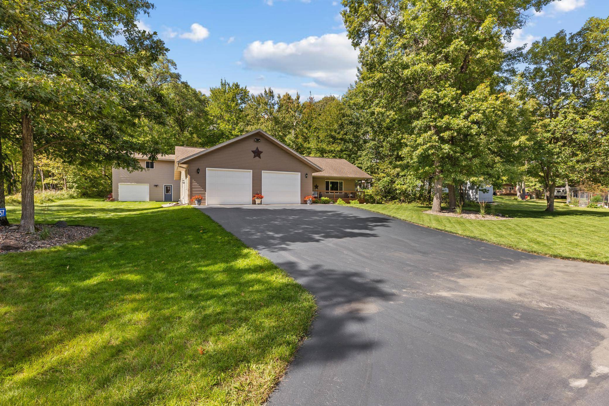 29757 Red Pine DR, Breezy Point, MN 56472