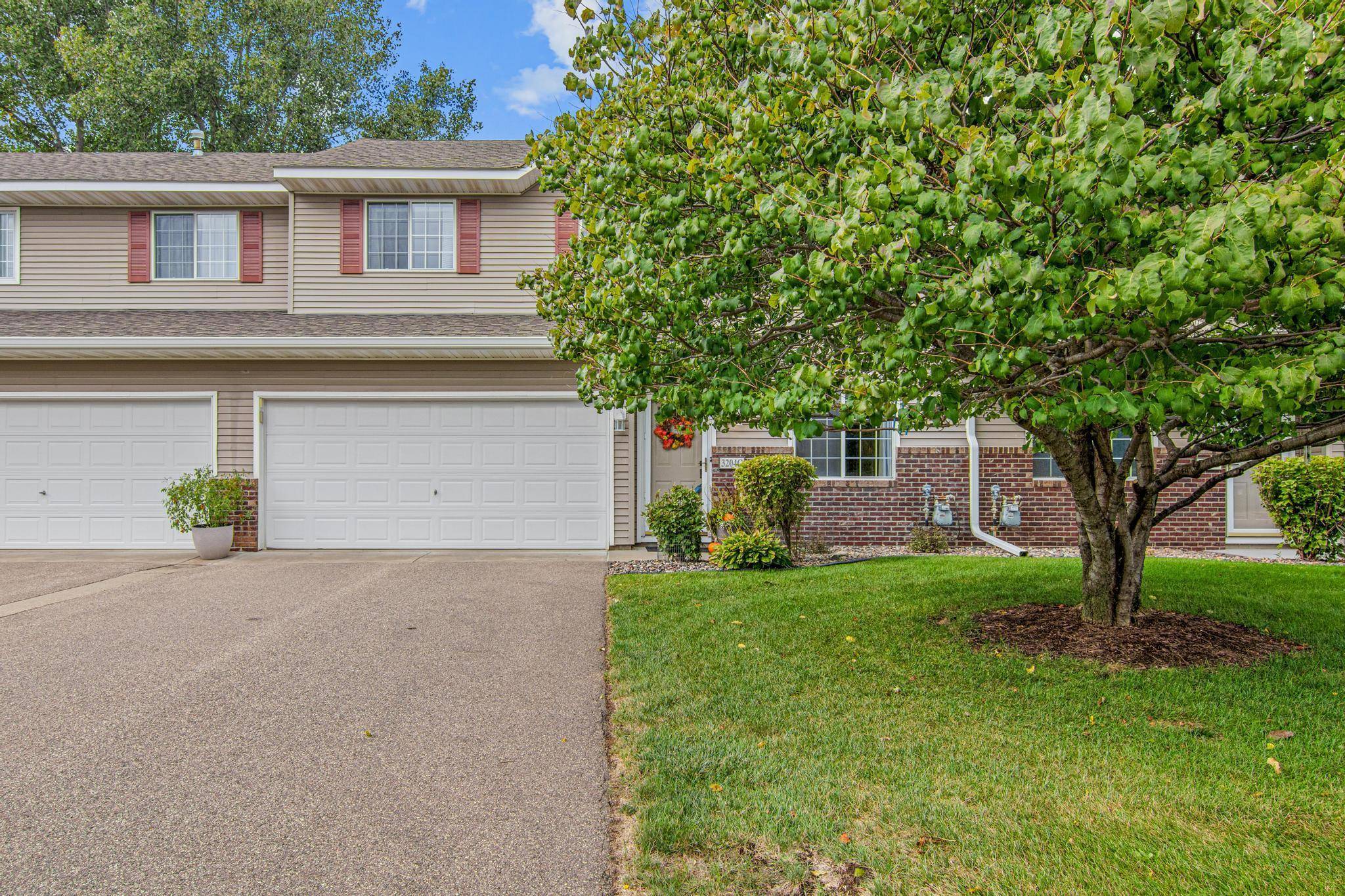 3204 Juniper CIR #C, Woodbury, MN 55125
