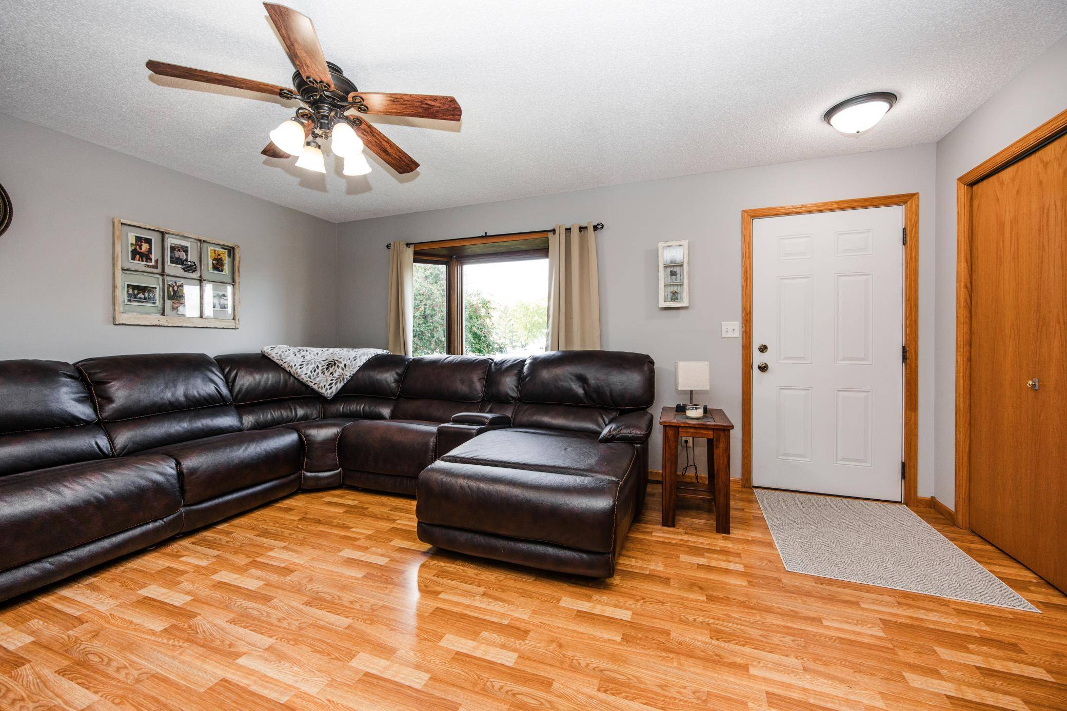 317 Maple DR, Detroit Lakes, MN 56501