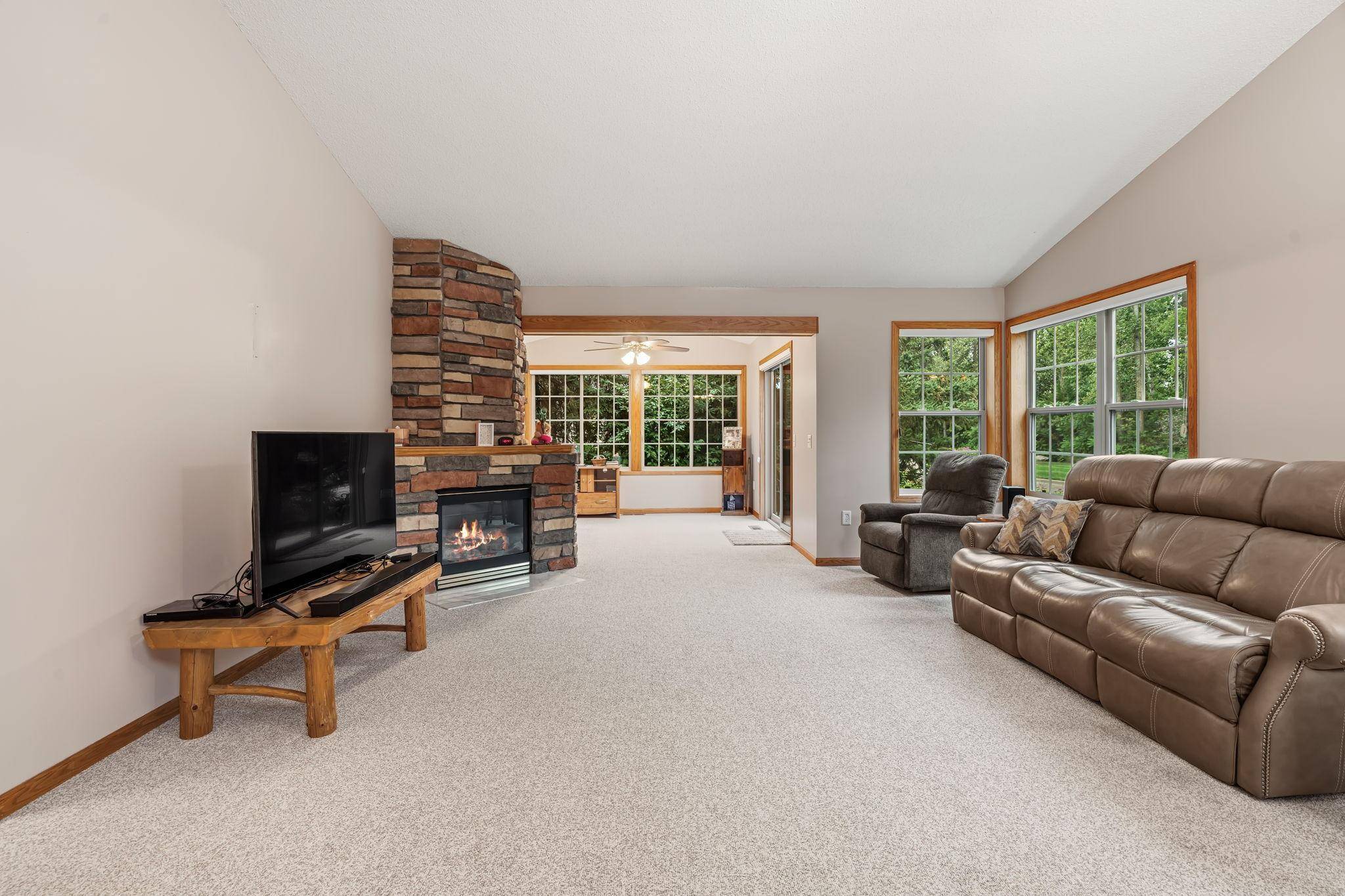27765 Woodland DR, Chisago City, MN 55013
