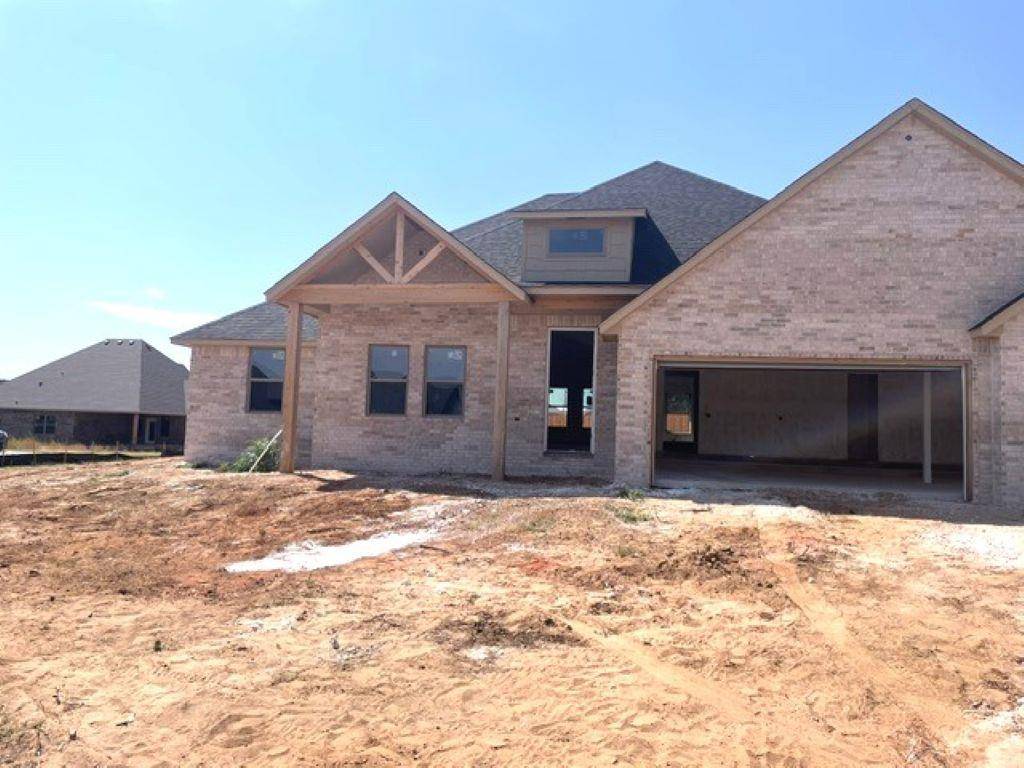 11520 NW 104th ST, Yukon, OK 73099
