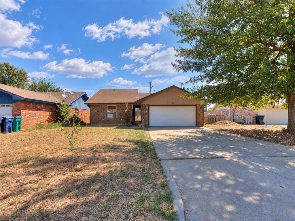 16 Bellgate DR, Yukon, OK 73099