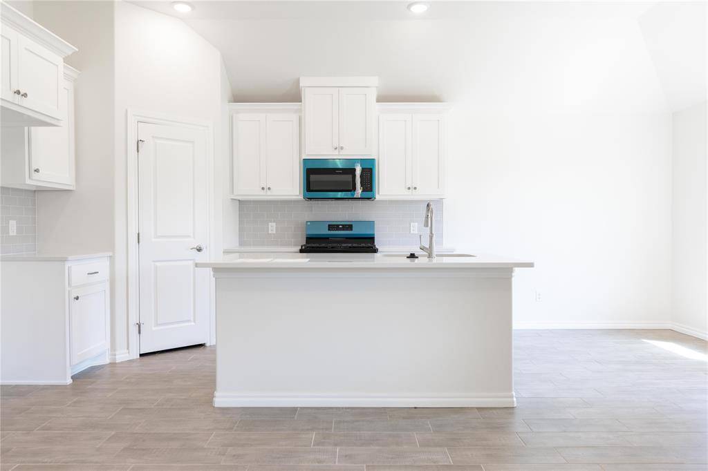 9204 NW 119th ST, Yukon, OK 73099