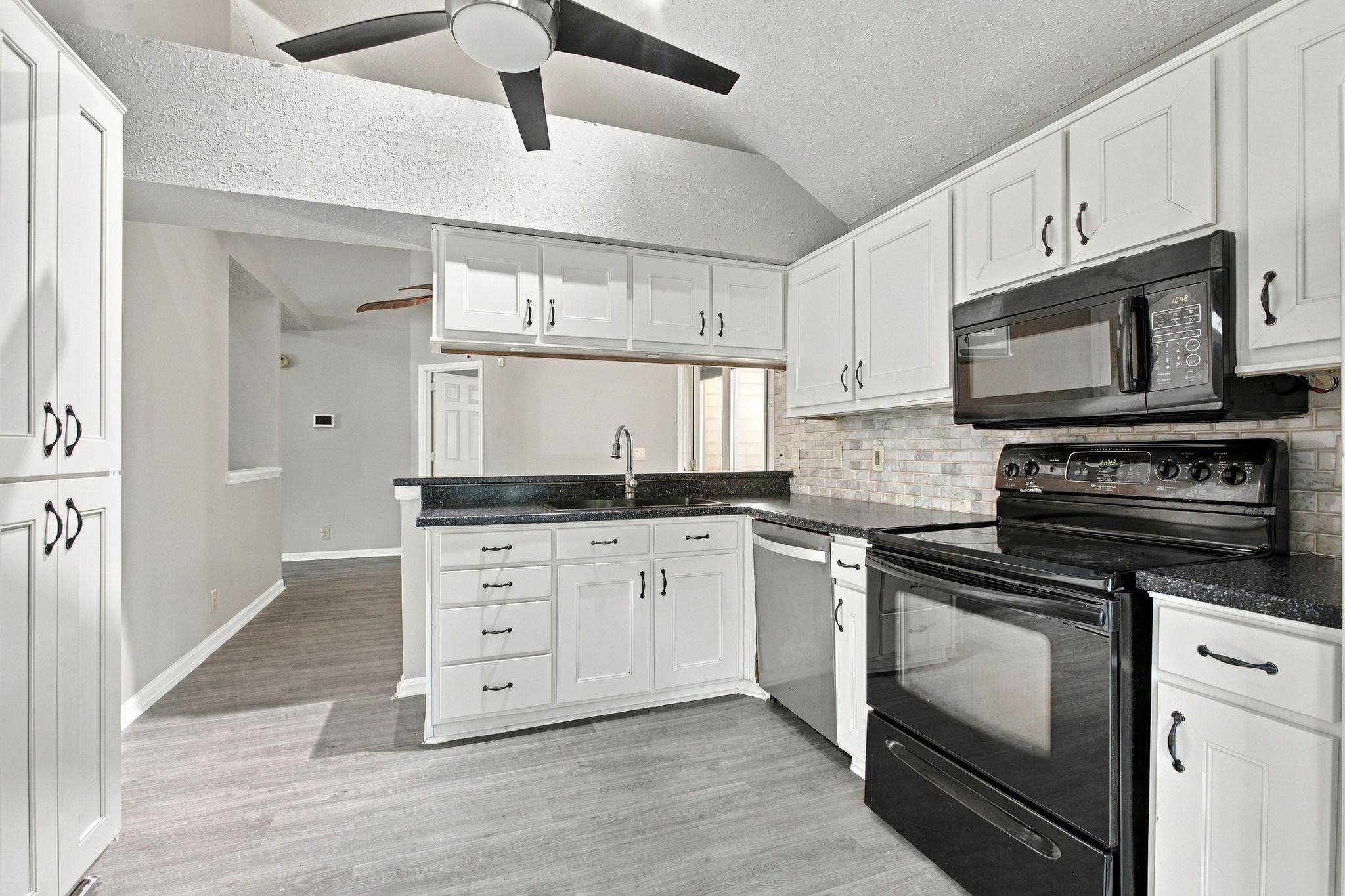 1425 Calais Ct, Antioch, TN 37013
