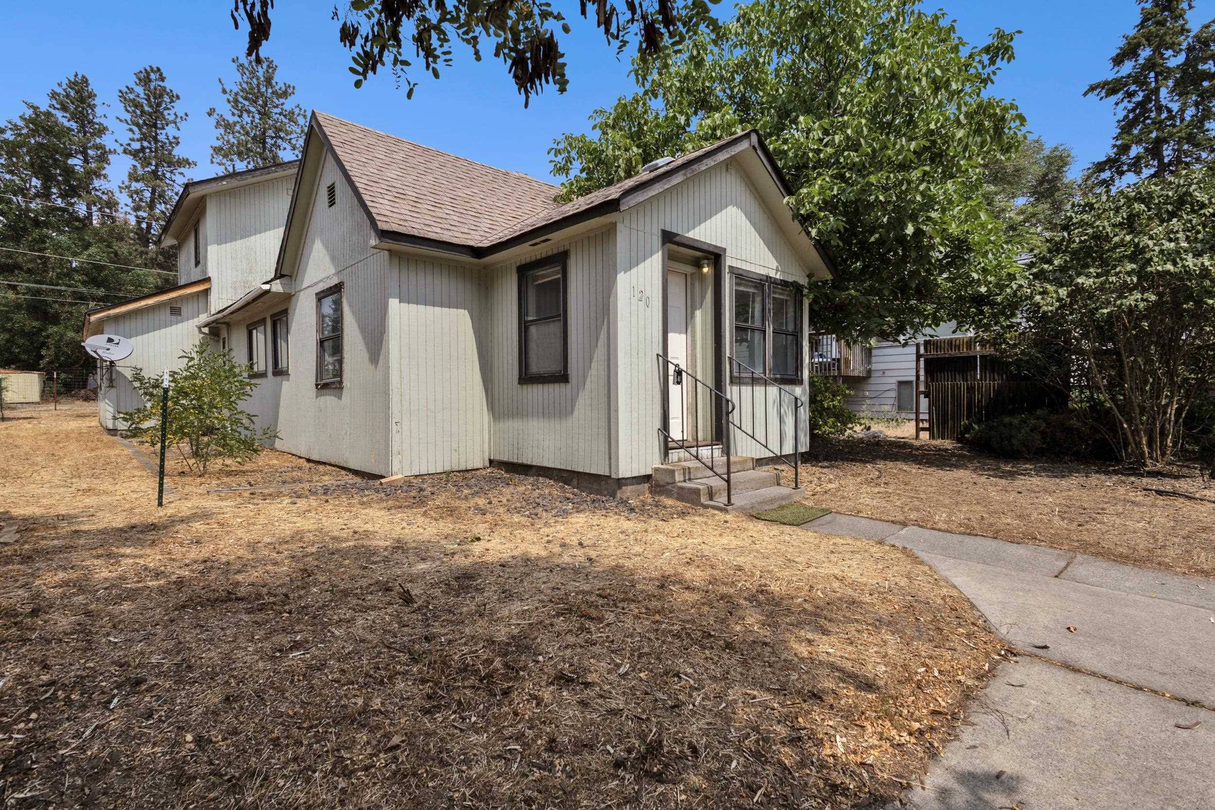 120 W 3rd St, Cheney, WA 99004