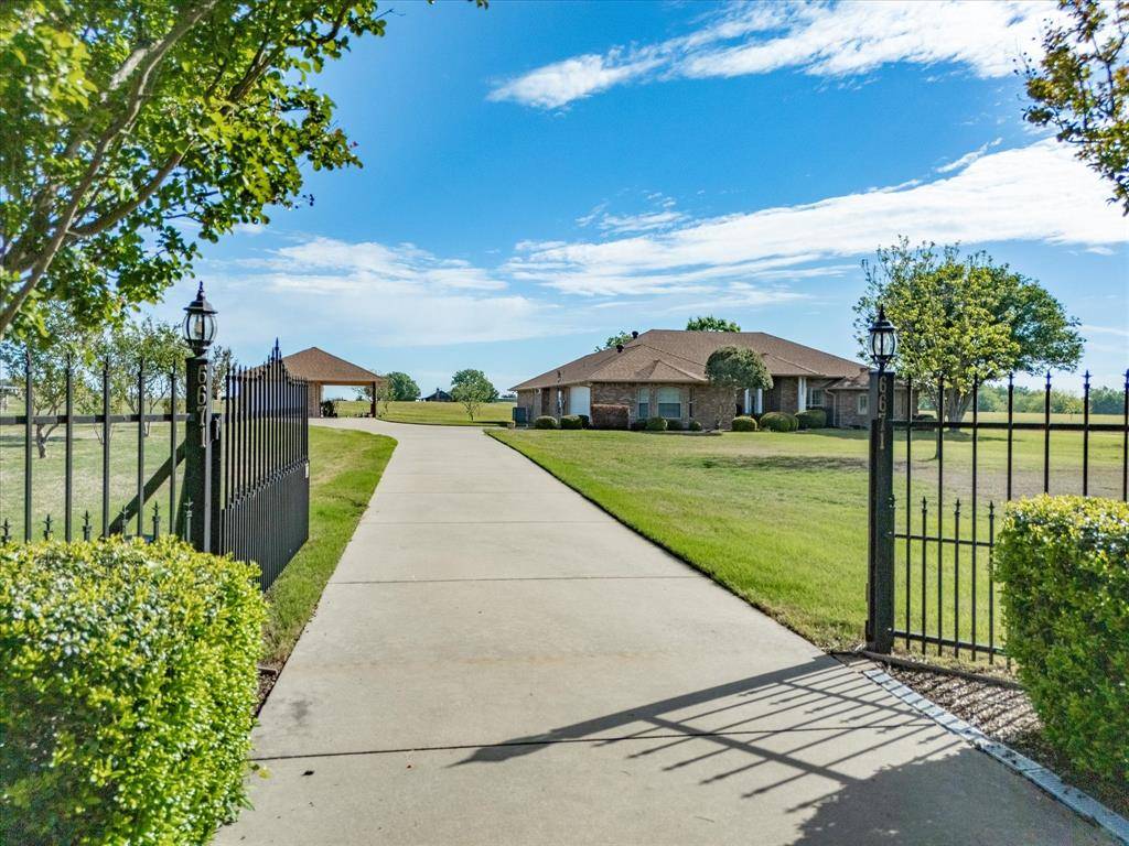 6671 Fm 660, Ennis, TX 75119