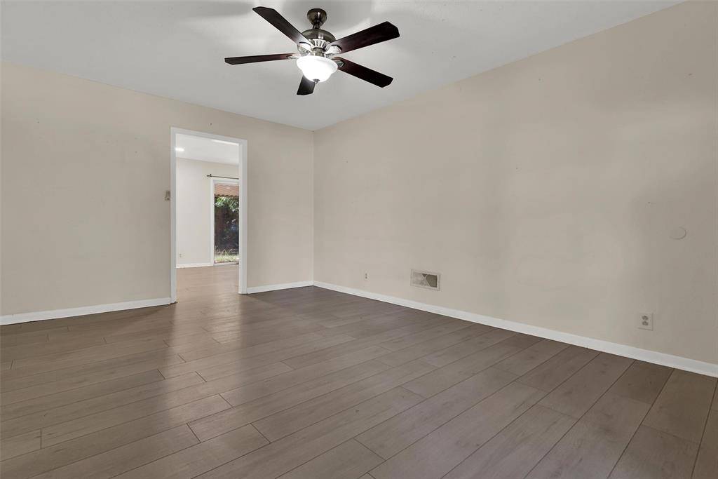 2500 W Elm Street, Denison, TX 75020