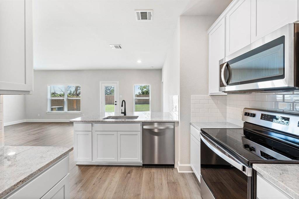1001 Cedar Street, Hutchins, TX 75141