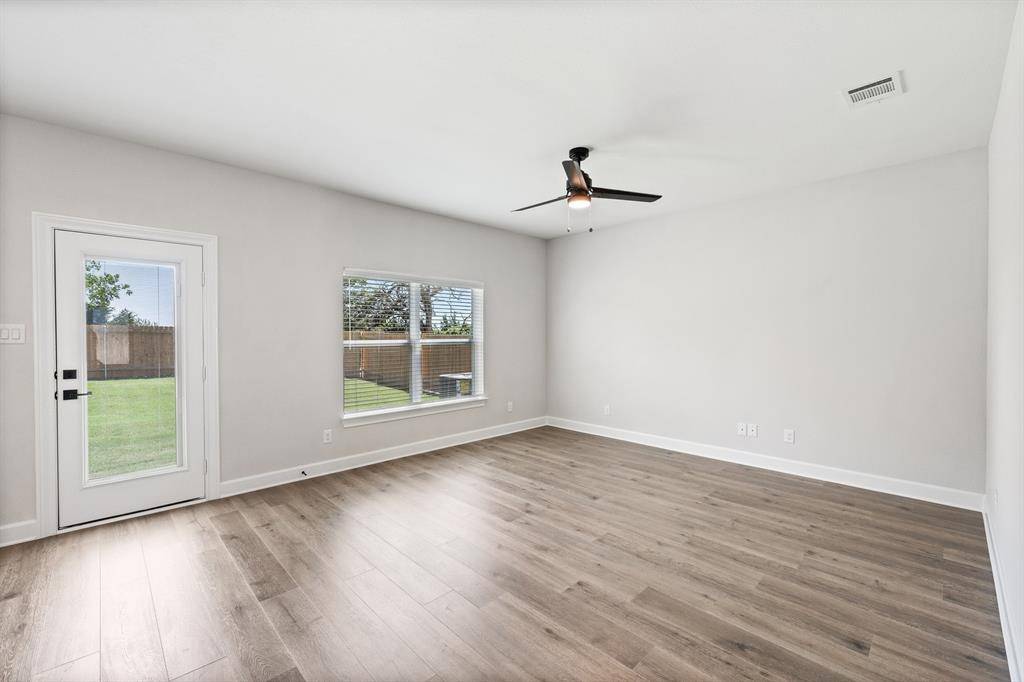 1008 Cypress Avenue, Hutchins, TX 75141
