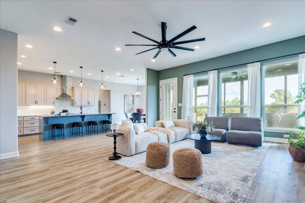 355 McAllister RD, Bastrop, TX 78602