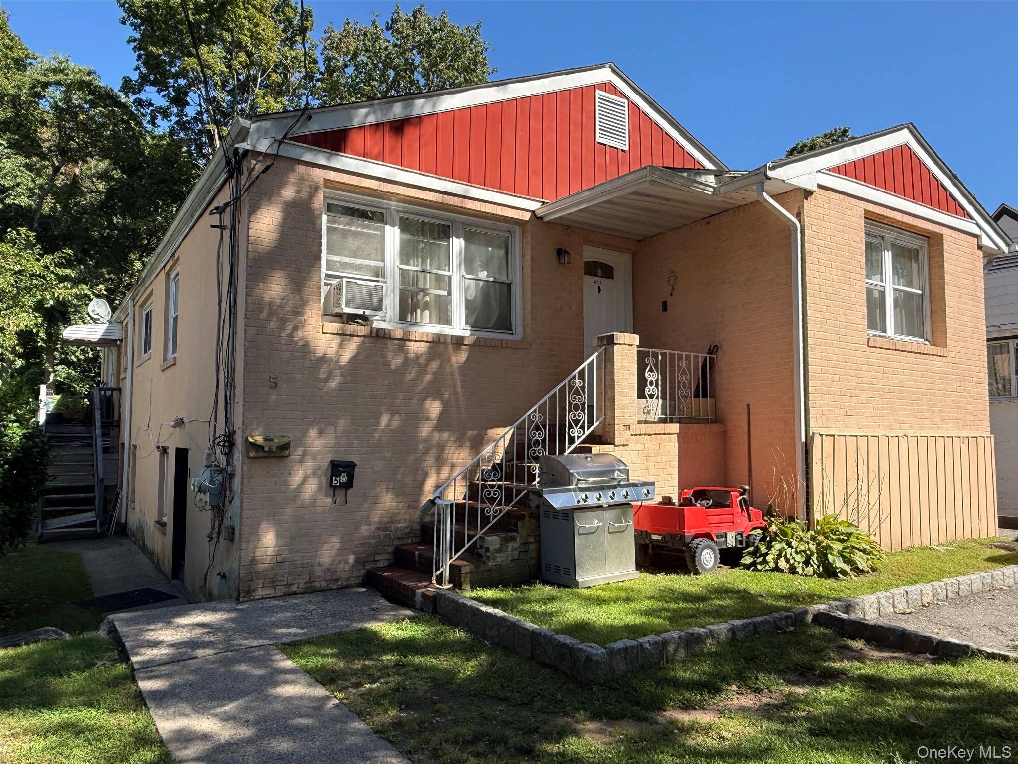 5 Highland AVE, Suffern, NY 10901